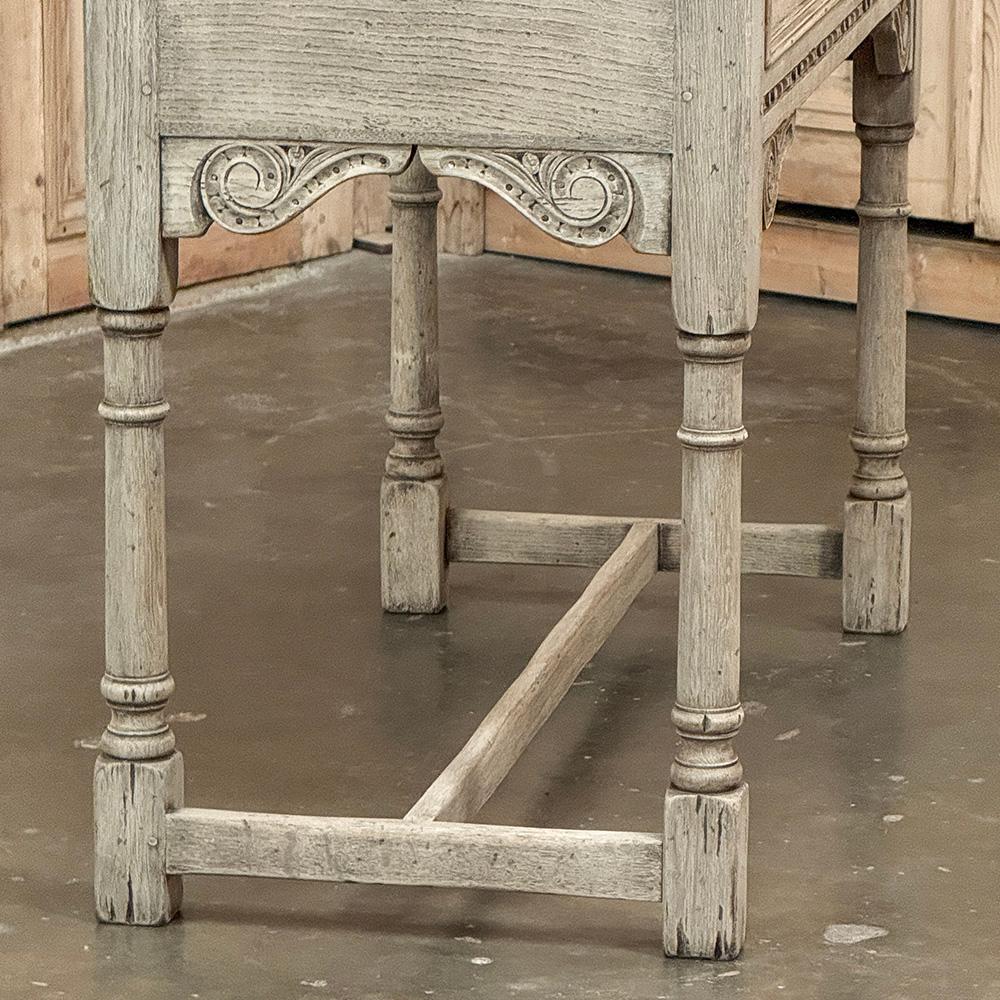 Mesa auxiliar rústica inglesa antigua de roble decapado en venta 2