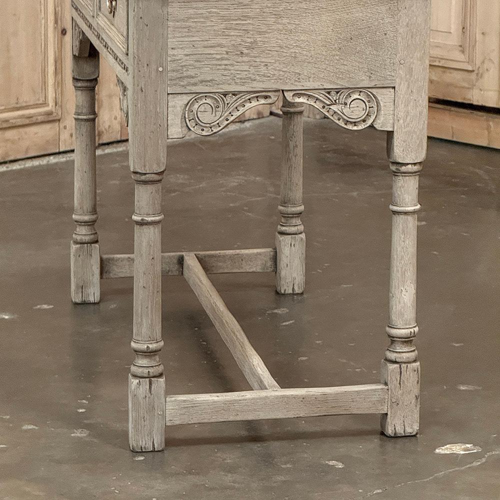 Mesa auxiliar rústica inglesa antigua de roble decapado en venta 4