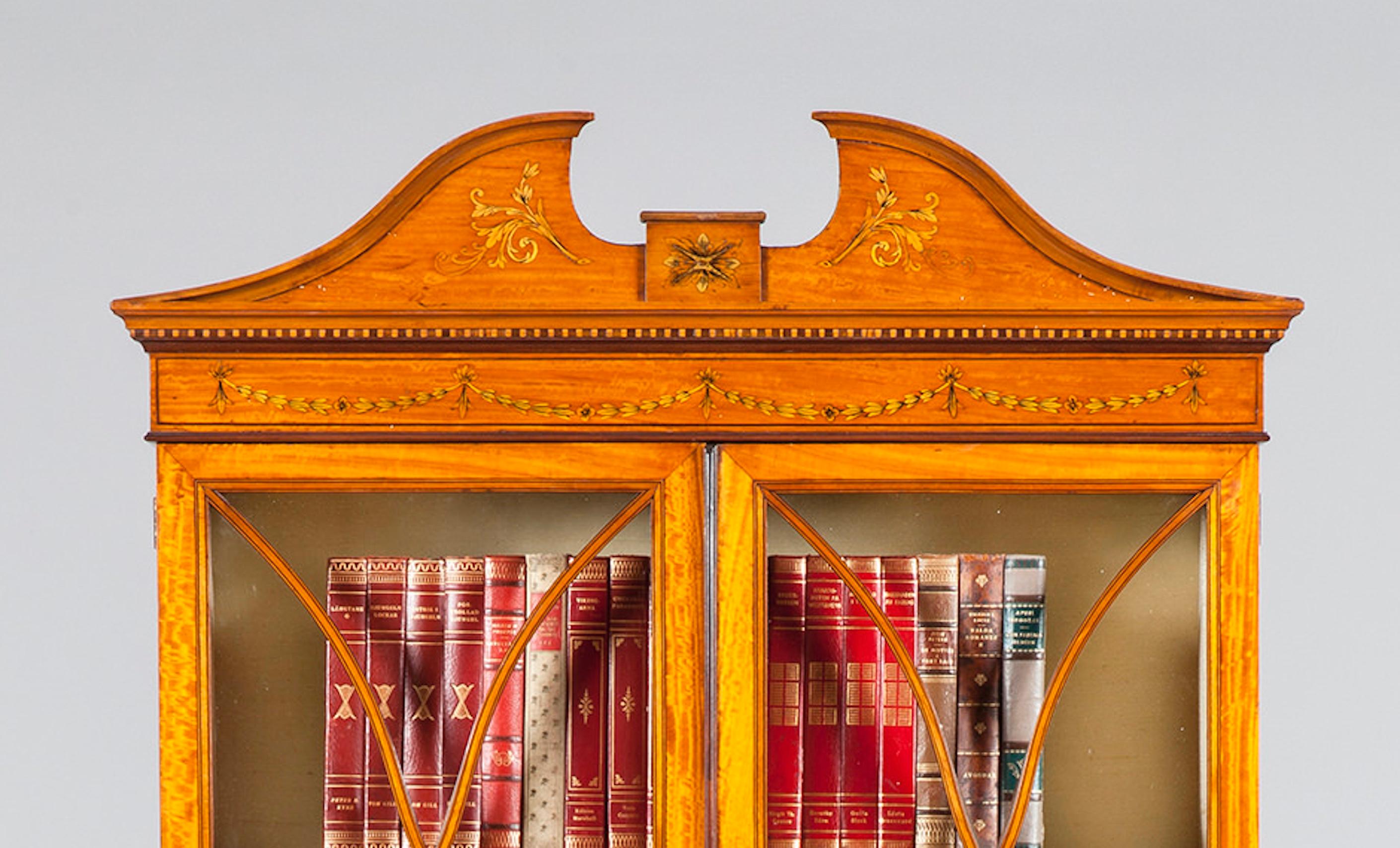 English Satinwood Bookcase Cabinet in the Neoclassical Style For Sale 2