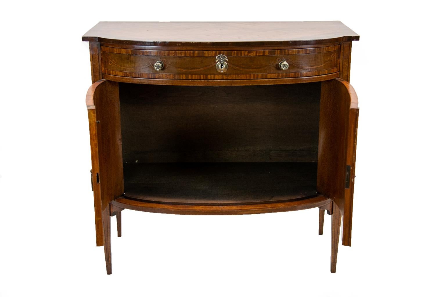 Early 20th Century English Satinwood Console Cabinet For Sale