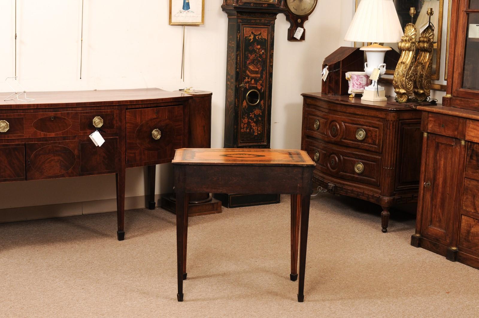 English Satinwood Inlaid Console Table with Shell Marquetry Inlay For Sale 4