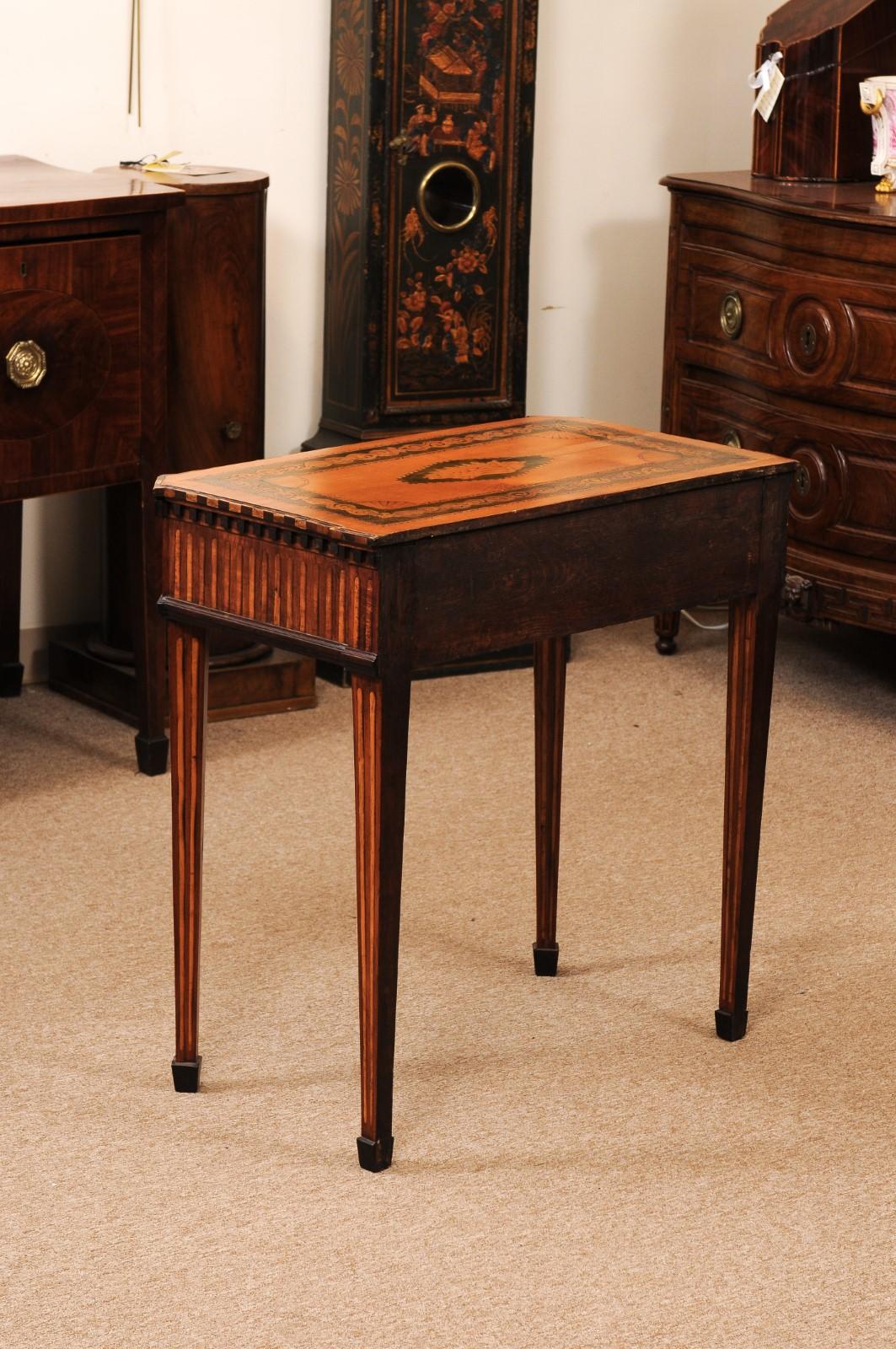 English Satinwood Inlaid Console Table with Shell Marquetry Inlay For Sale 5