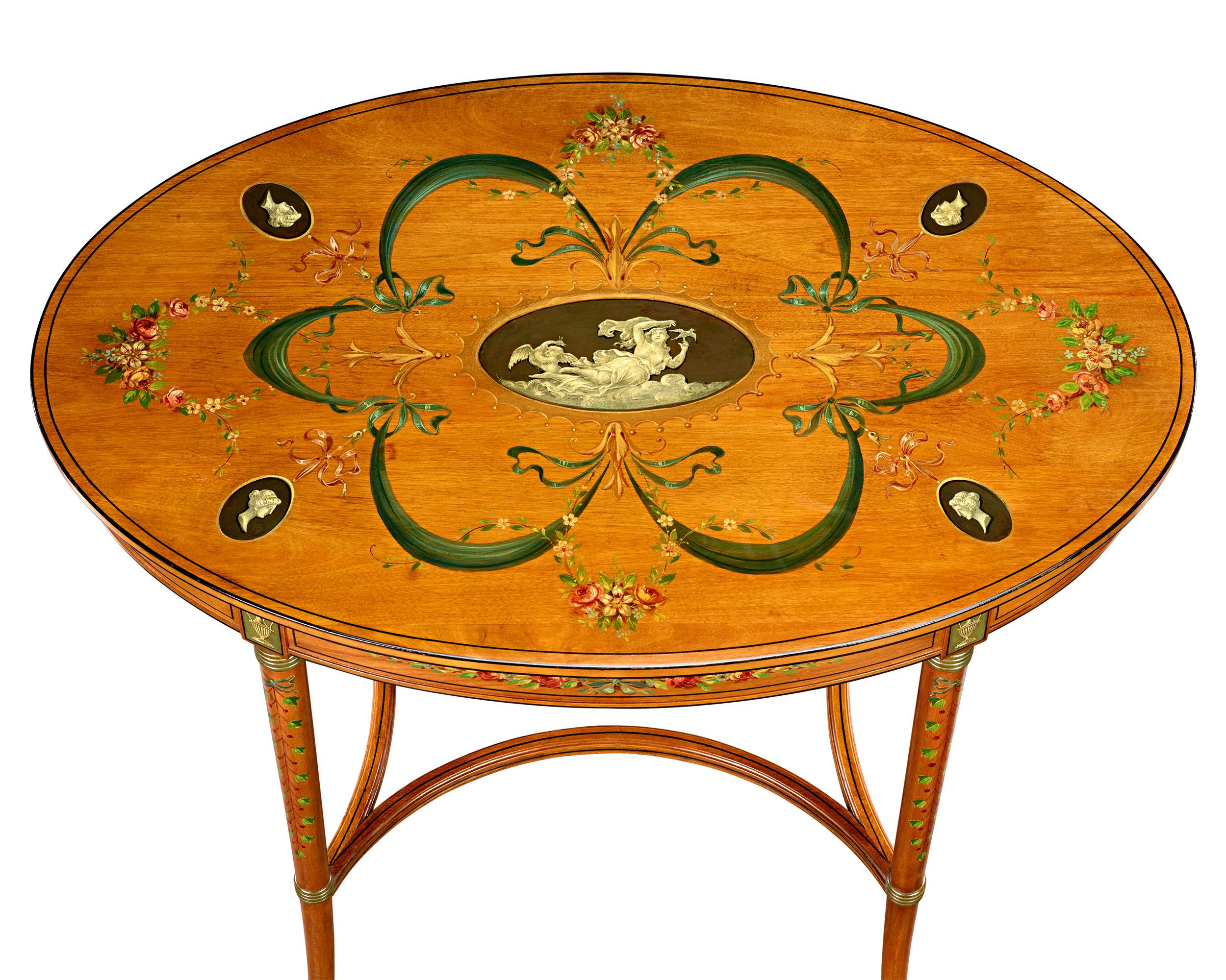 Sheraton Tables de salon anglaises en bois de satin en vente