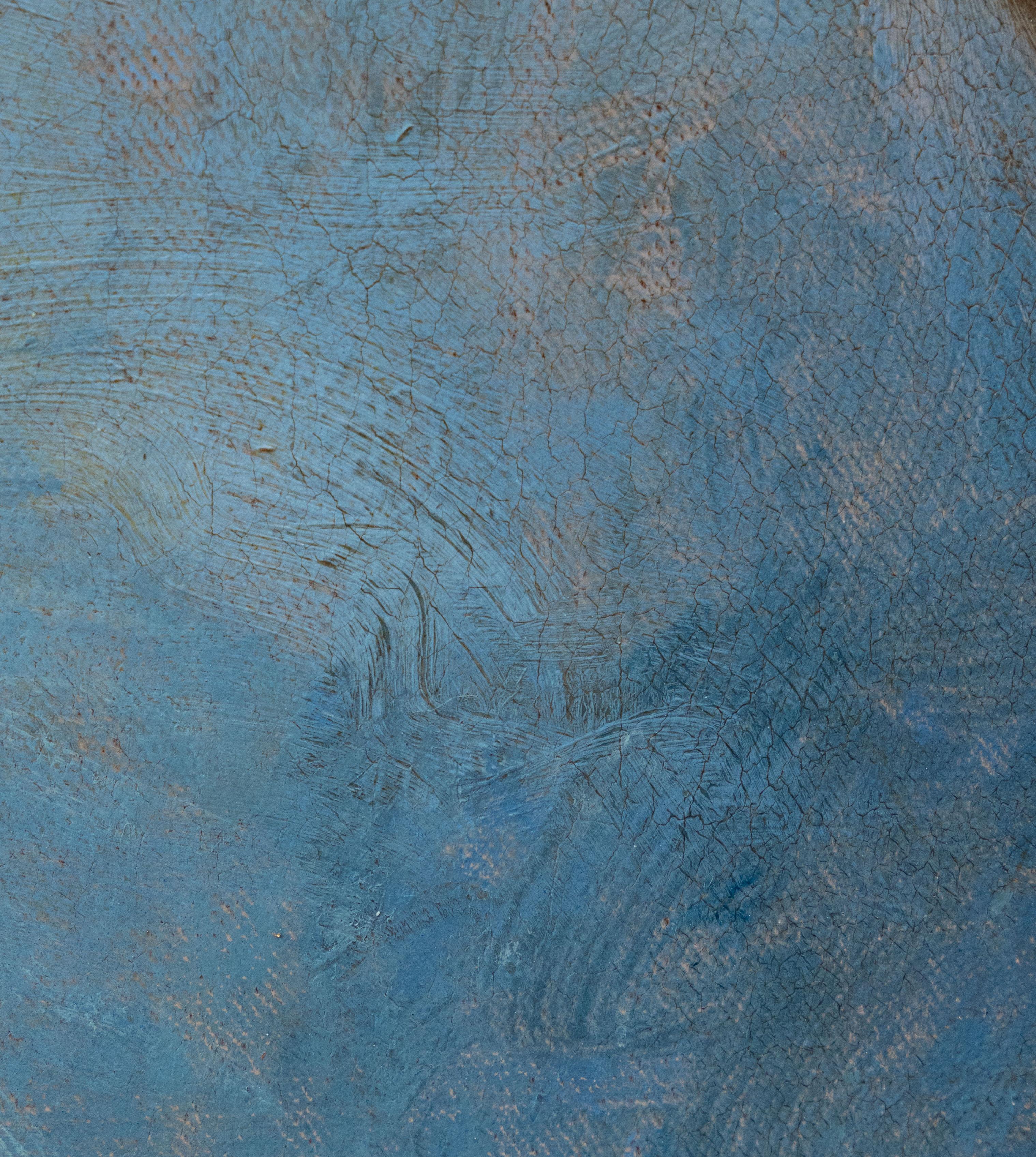 Dieses bezaubernde Porträt aus dem 19. Jahrhundert, gemalt in der Manier der Englischen Schule, zeigt einen kleinen Jungen vor einem weichen himmelblauen Hintergrund, der der Komposition eine sanfte Leuchtkraft und ein Gefühl der Unschuld verleiht.