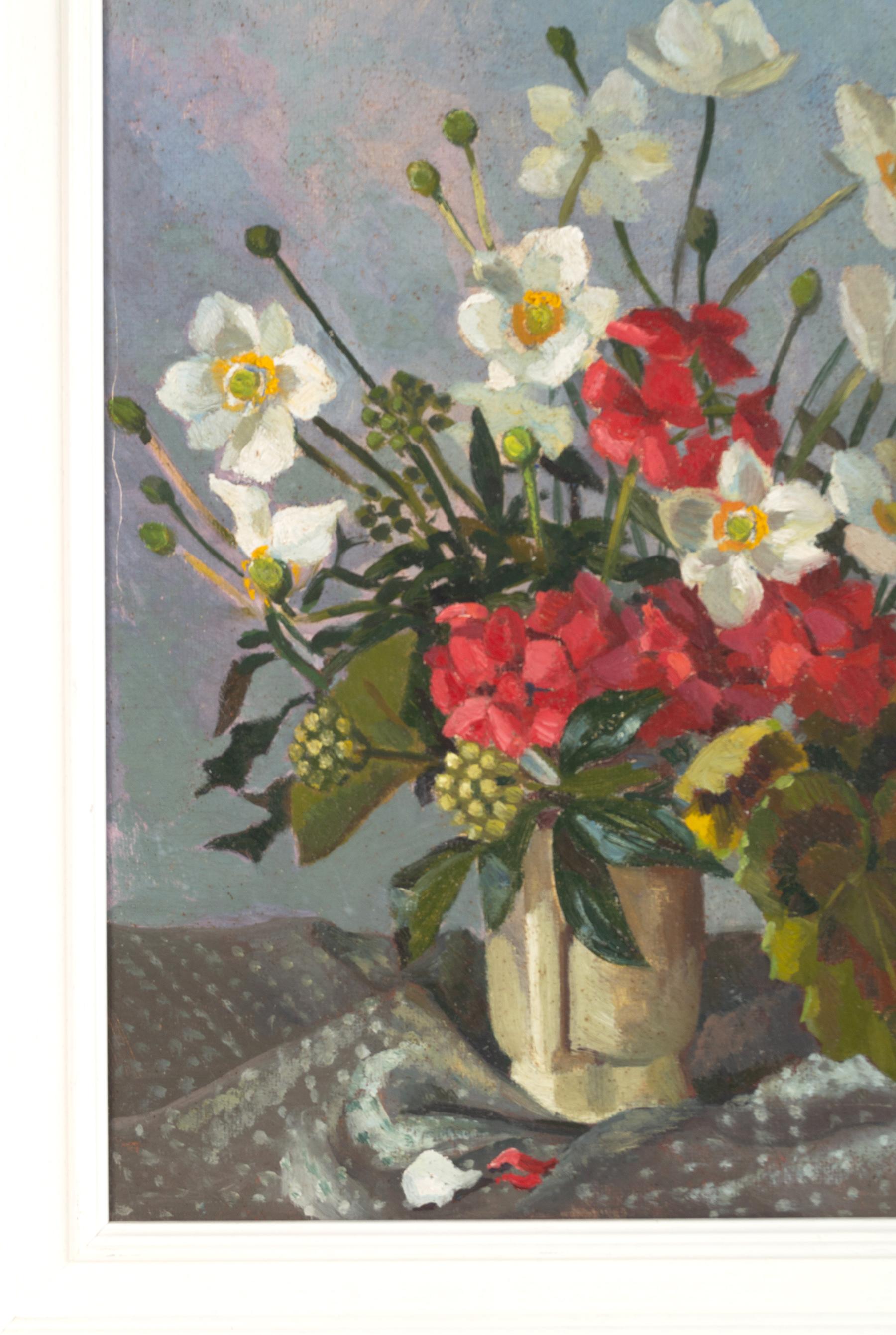 English School 20th Century Still Life Oil on Board Rock Roses and Geraniums In Good Condition For Sale In London, GB