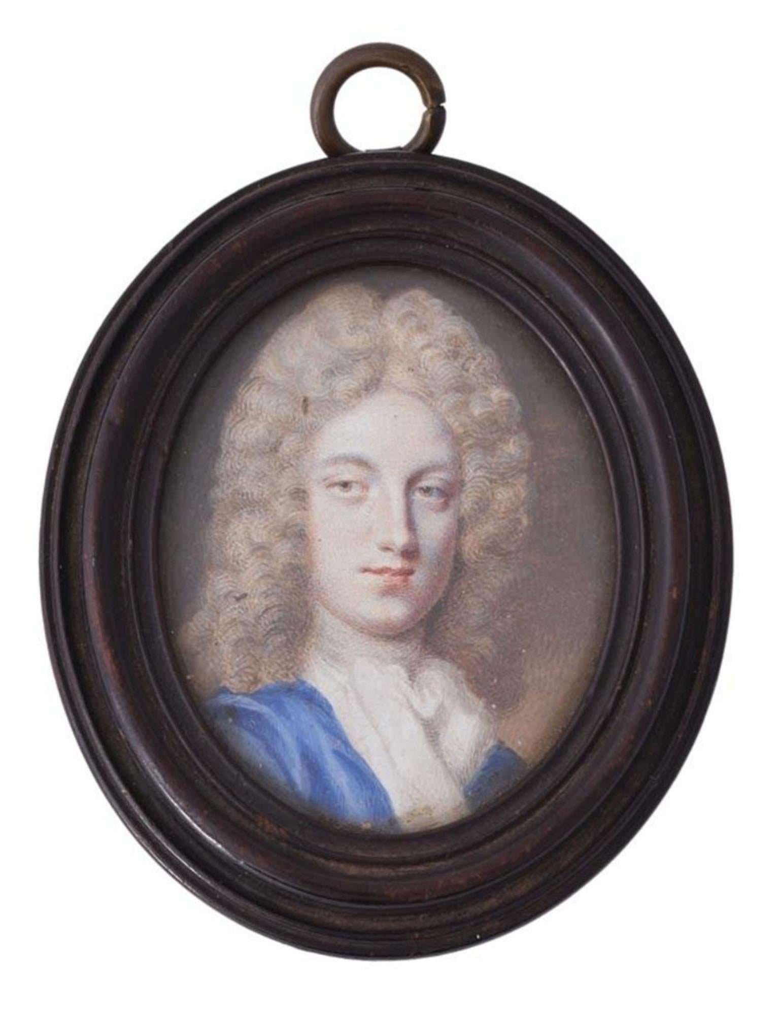 British English School Early 18th Century Portrait Miniature Painting of a Gentleman For Sale
