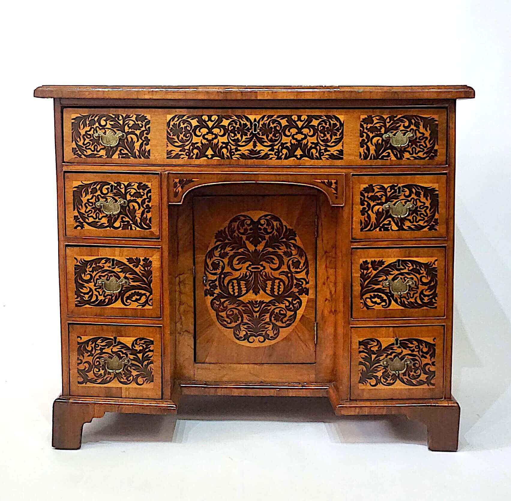 English Seaweed Marquetry Bureau Table or Desk with Royal Provenance, circa 1735 9