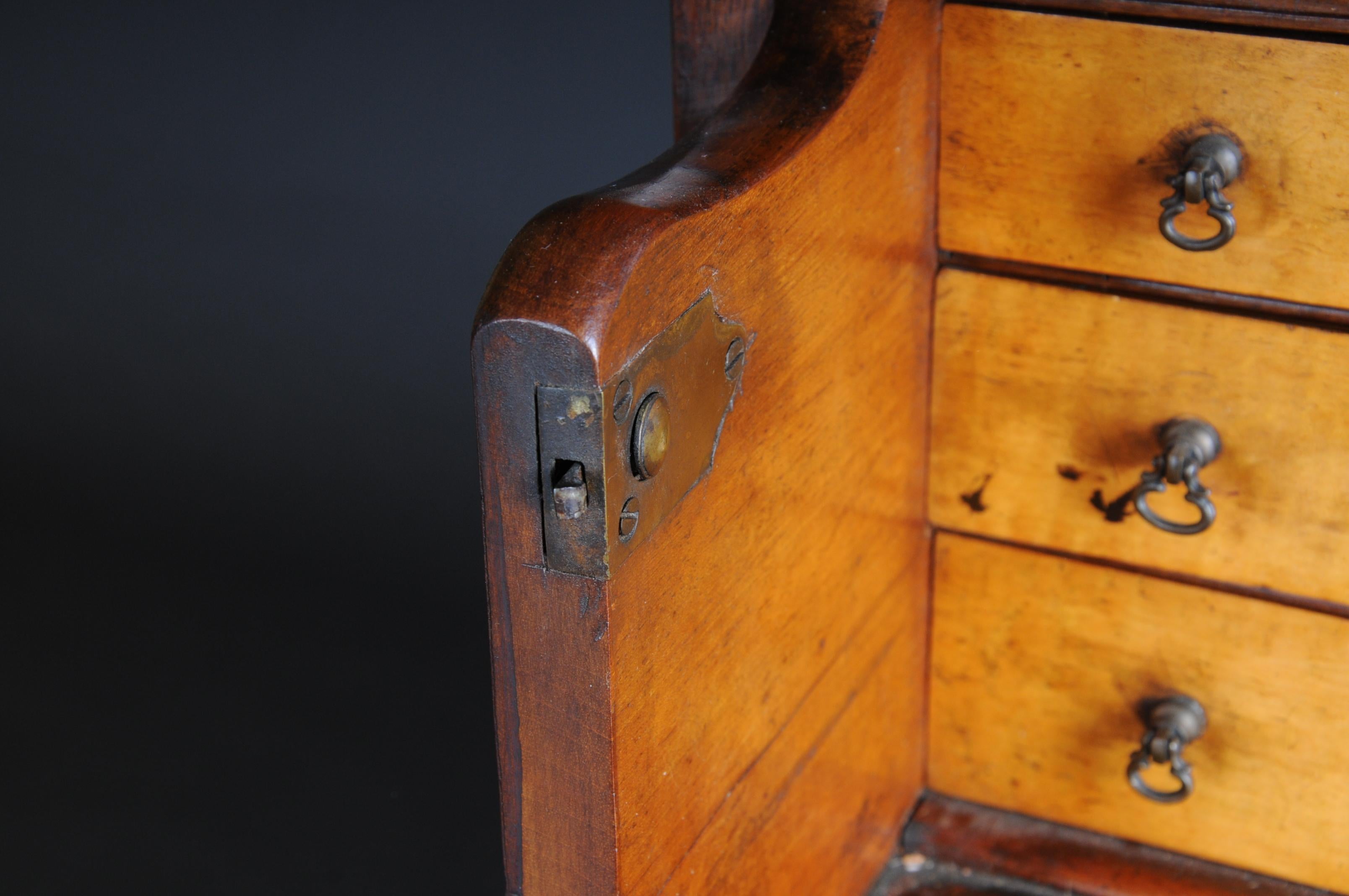 English Secretary, Cabinet with Mahogany Glass Top, circa 1850, Victorian In Good Condition For Sale In Berlin, DE