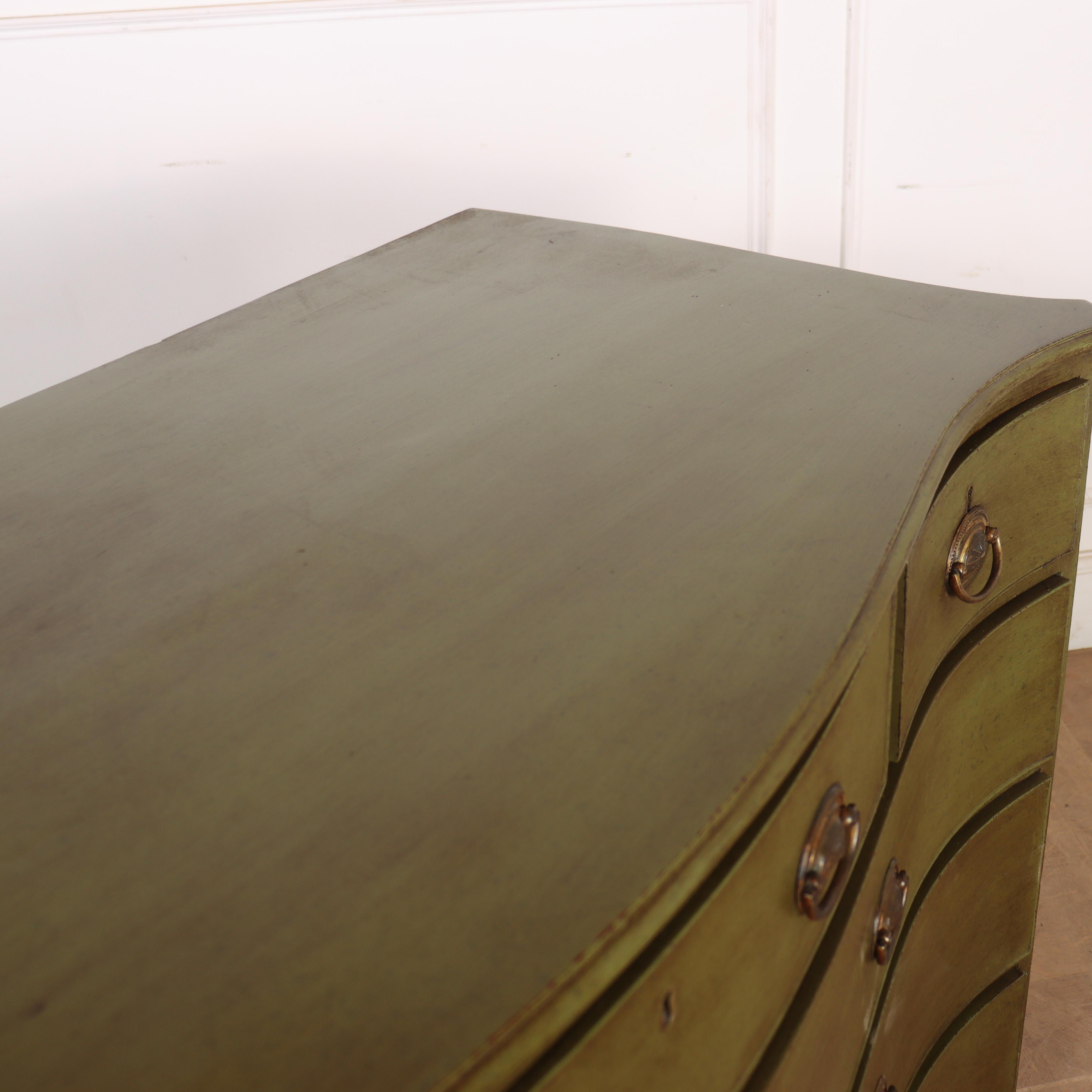 Commode inglese a serpentina in vendita 4