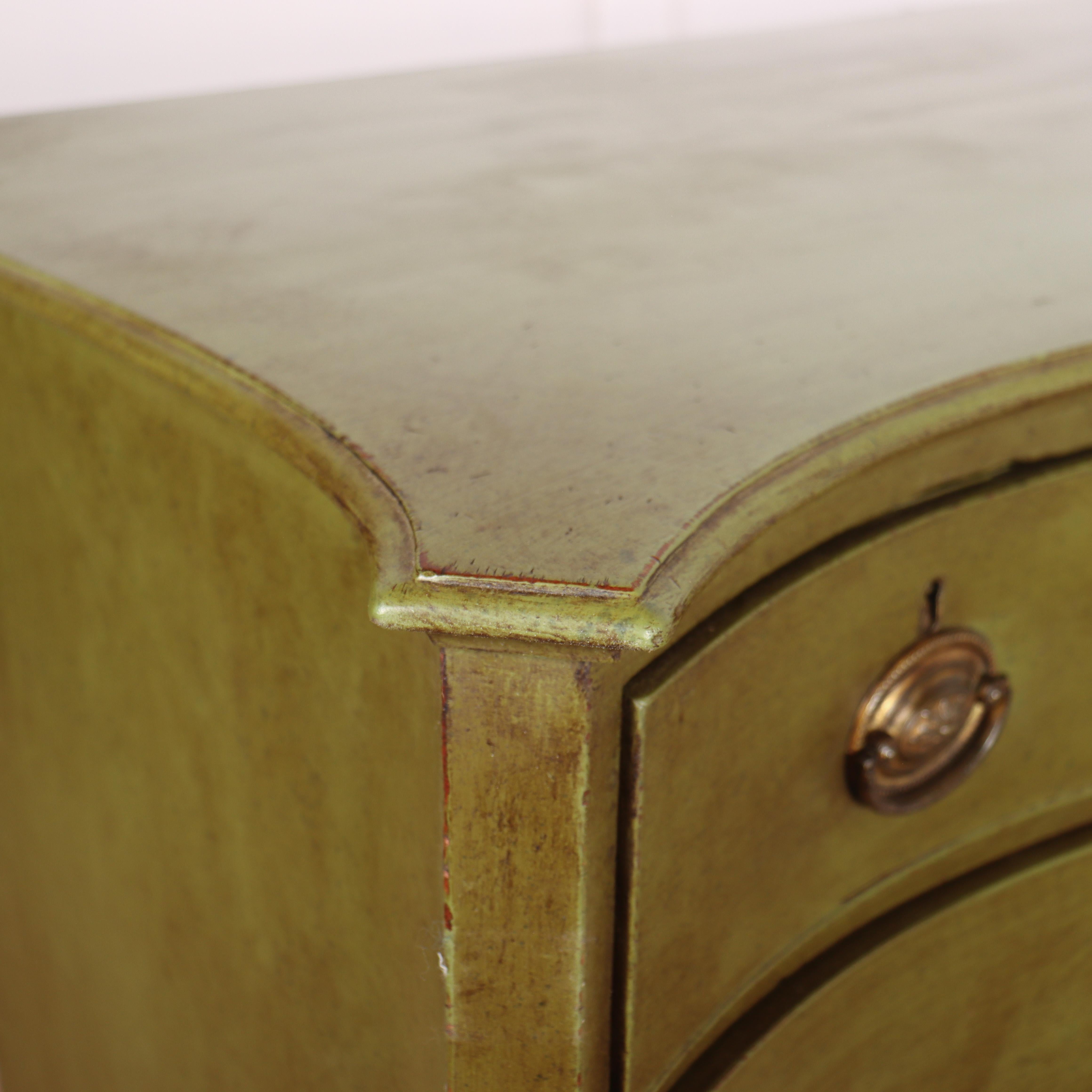 Commode inglese a serpentina in vendita 5