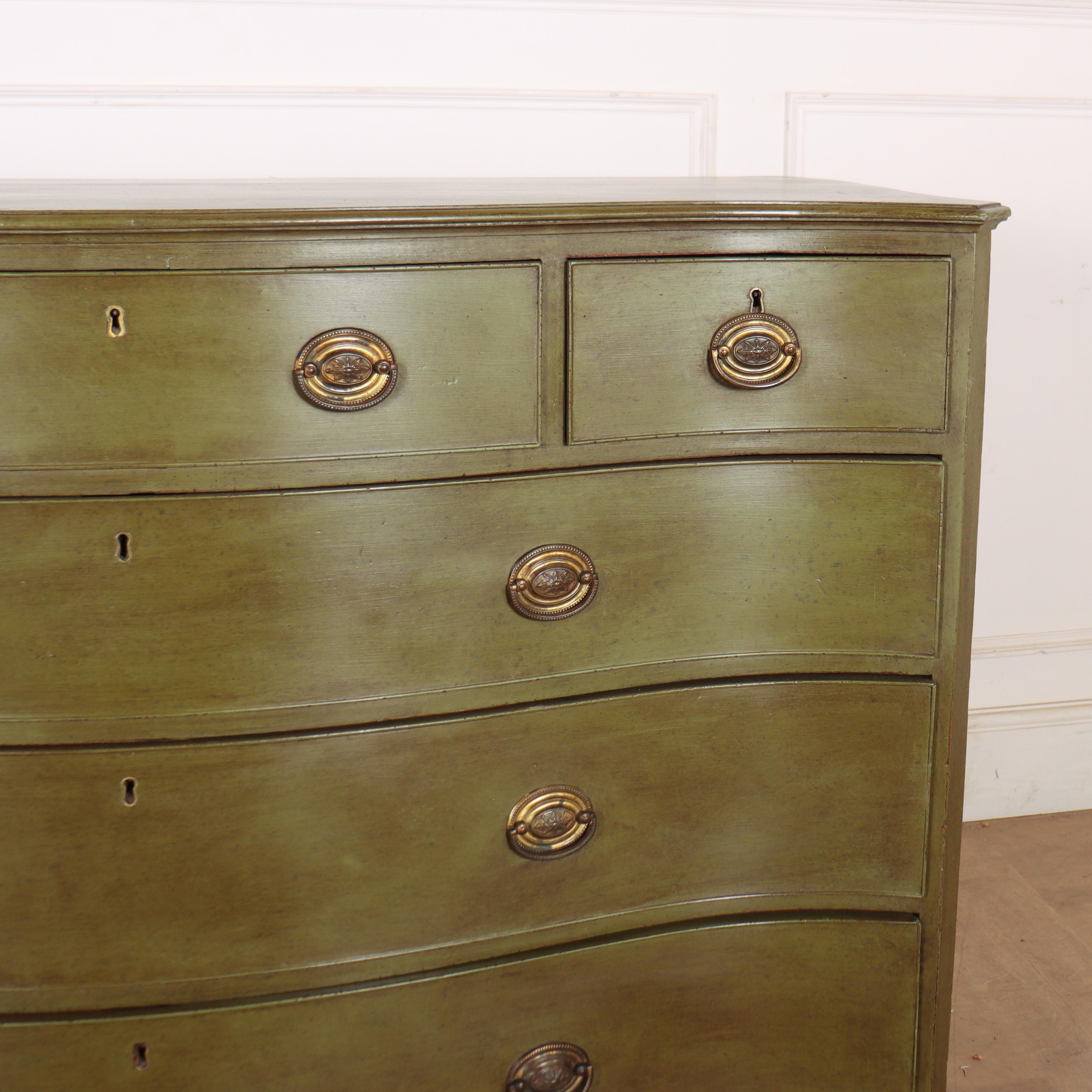 Giorgio III Commode inglese a serpentina in vendita