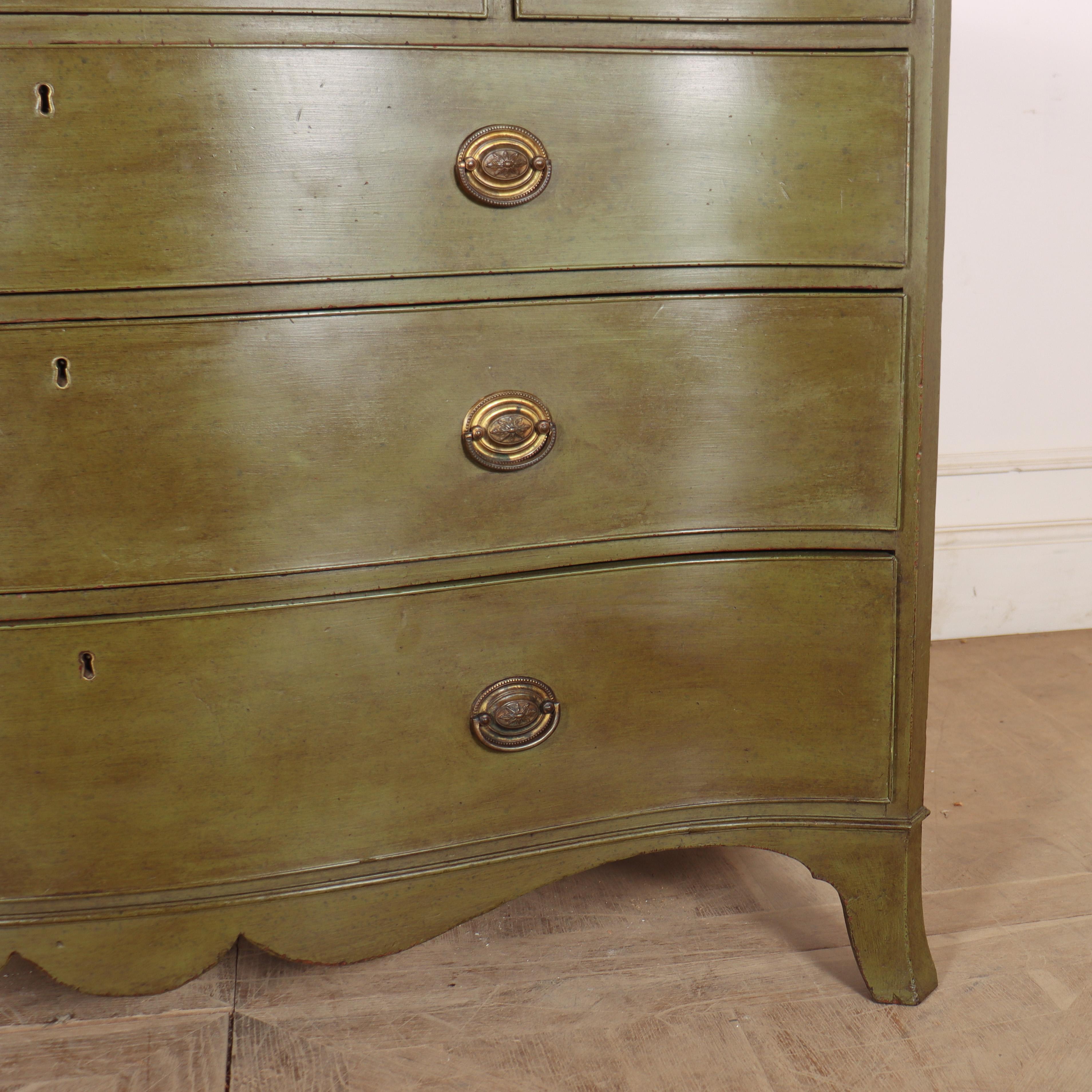 Inglese Commode inglese a serpentina in vendita
