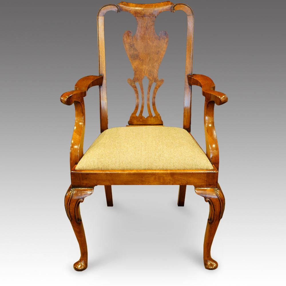 English Set of 8 Edwardian Queen Anne Style Walnut Dining Chairs circa 1910 1