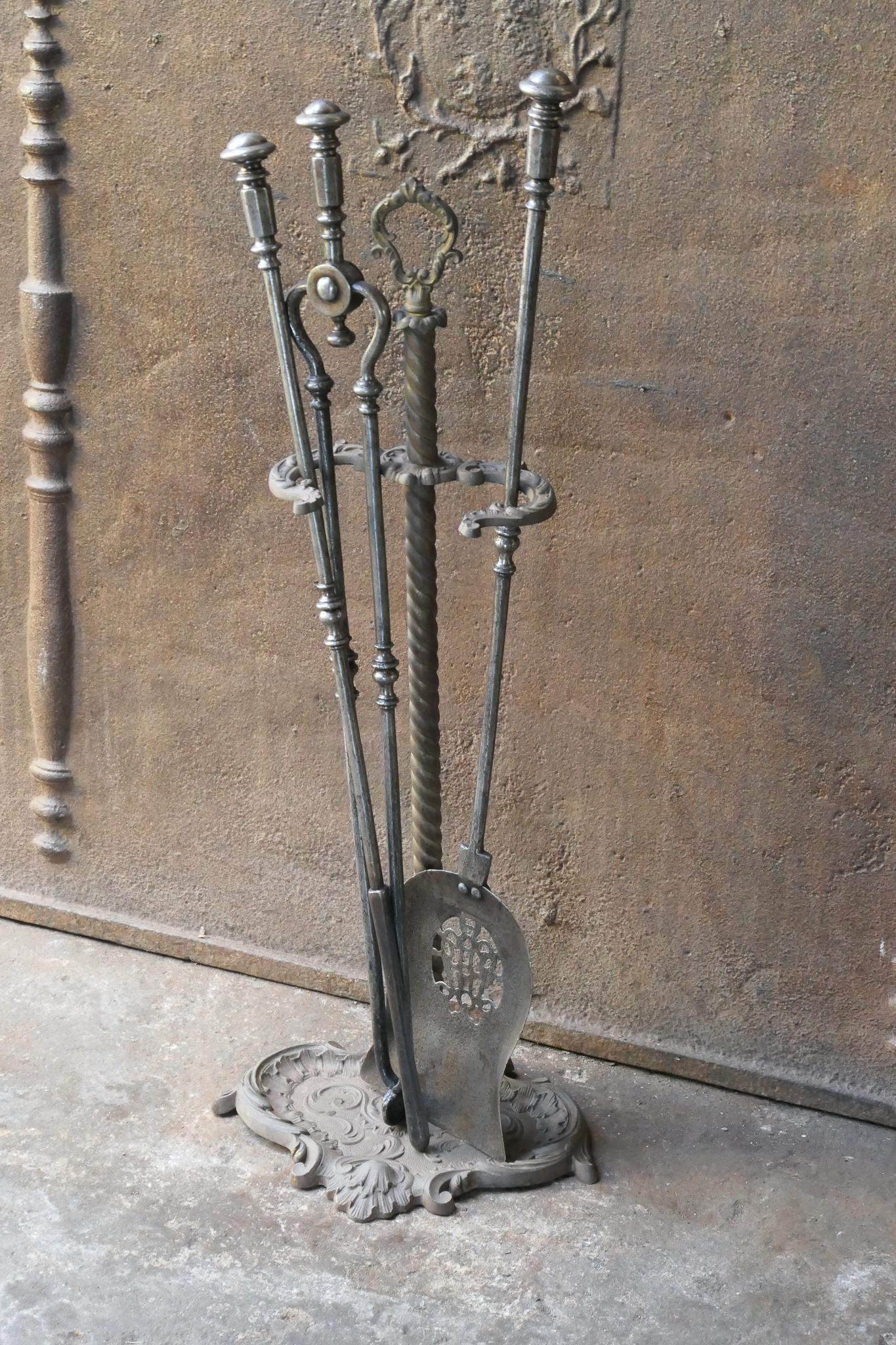 English Set of Fireplace Tools, Victorian Companion Set, 19th Century In Good Condition For Sale In Amerongen, NL