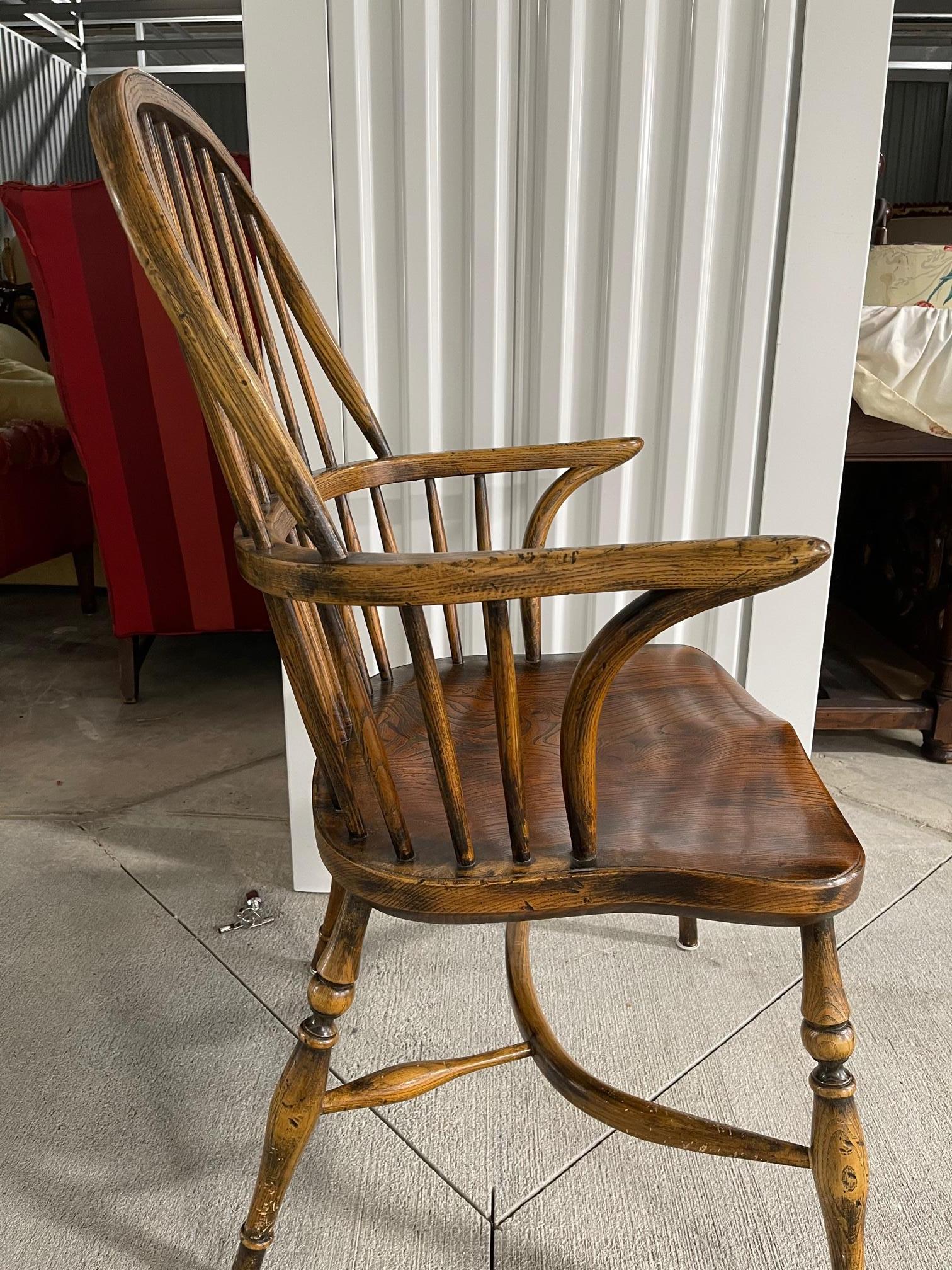 English Set of Four Windsor Oak Chairs, 20th Century 8