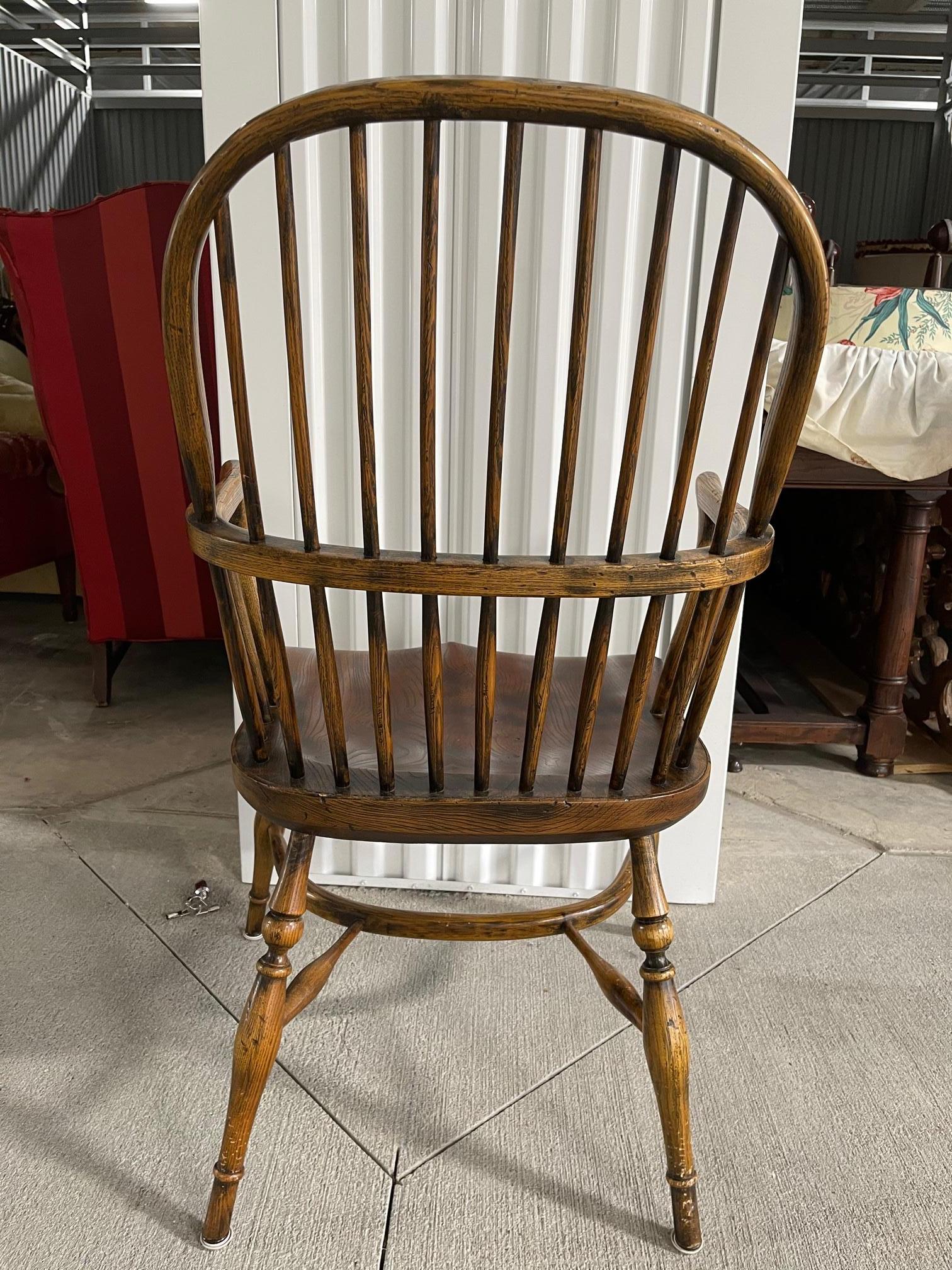 English Set of Four Windsor Oak Chairs, 20th Century 9