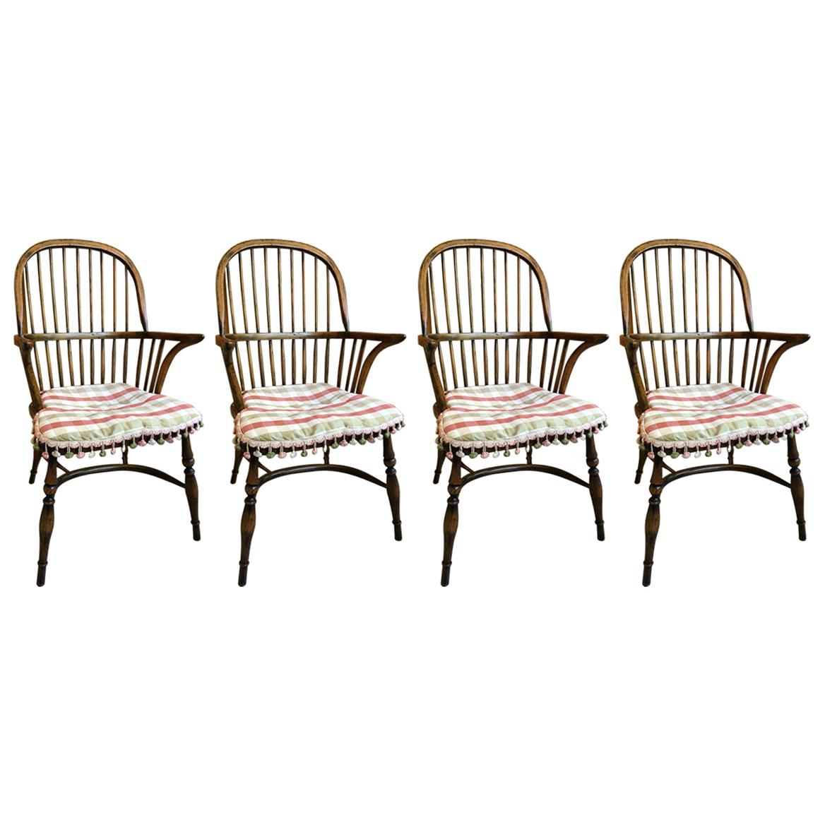 English Set of Four Windsor Oak Chairs, 20th Century