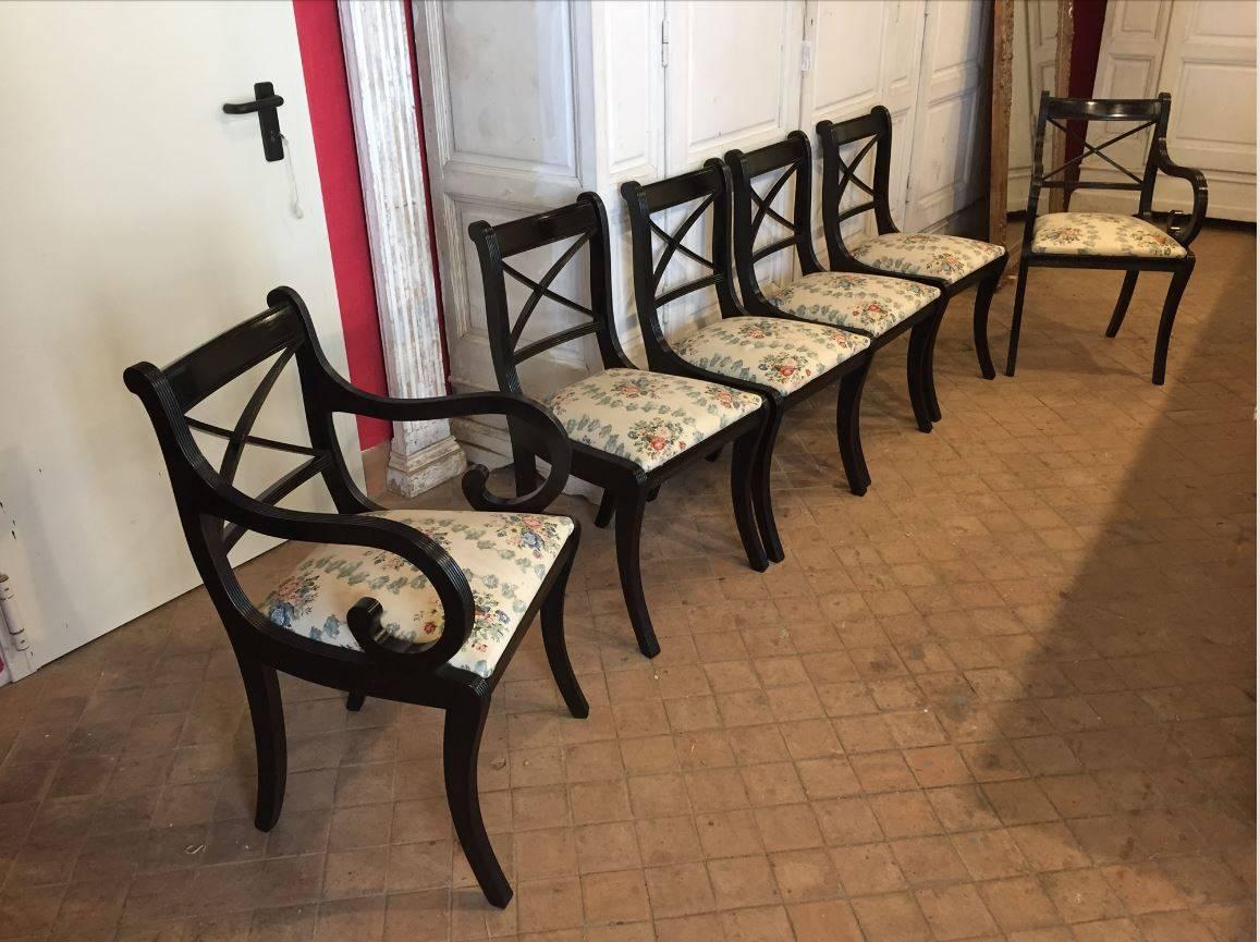 English Set of Six Regency Ebonized Chairs with Floral Fabric Seat from 1860s For Sale 11