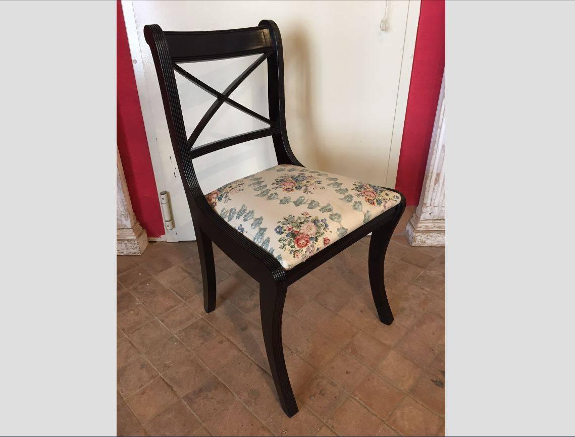English Set of Six Regency Ebonized Chairs with Floral Fabric Seat from 1860s For Sale 2