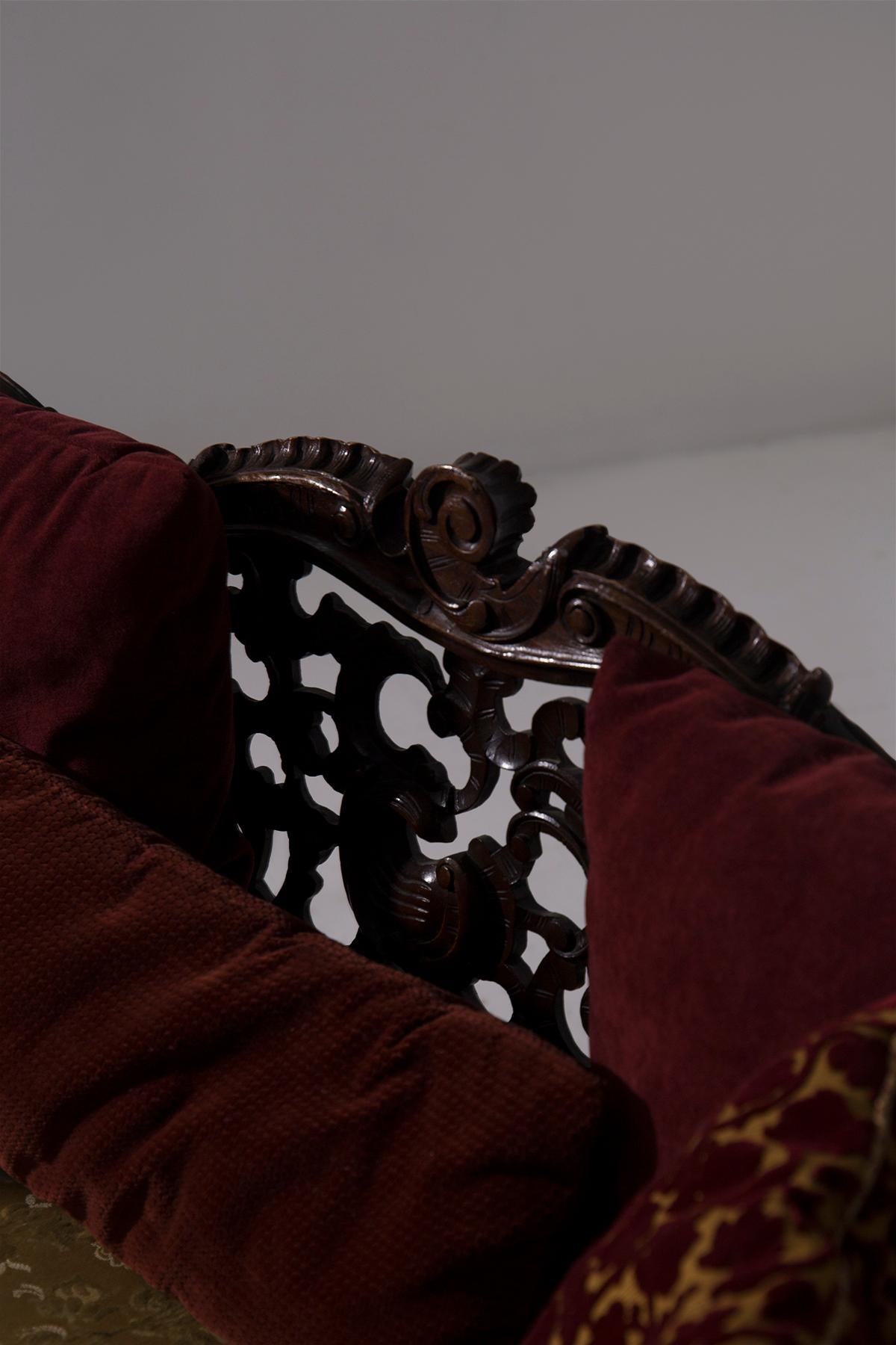settee ingles vintage en madera y tela en venta 6
