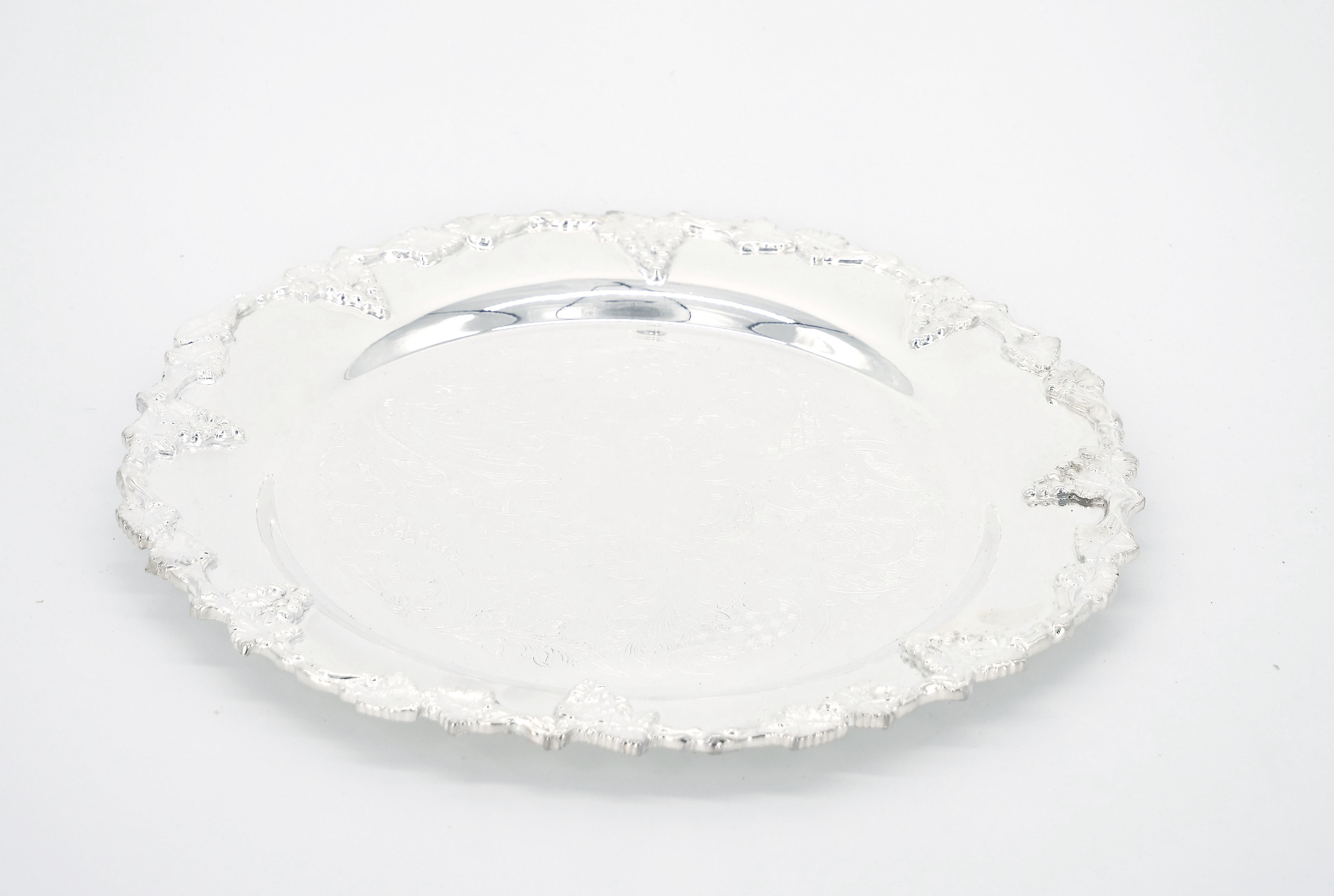 English Sheffield Engraved Interior Silver Plate Barware Serving Tray For Sale 6