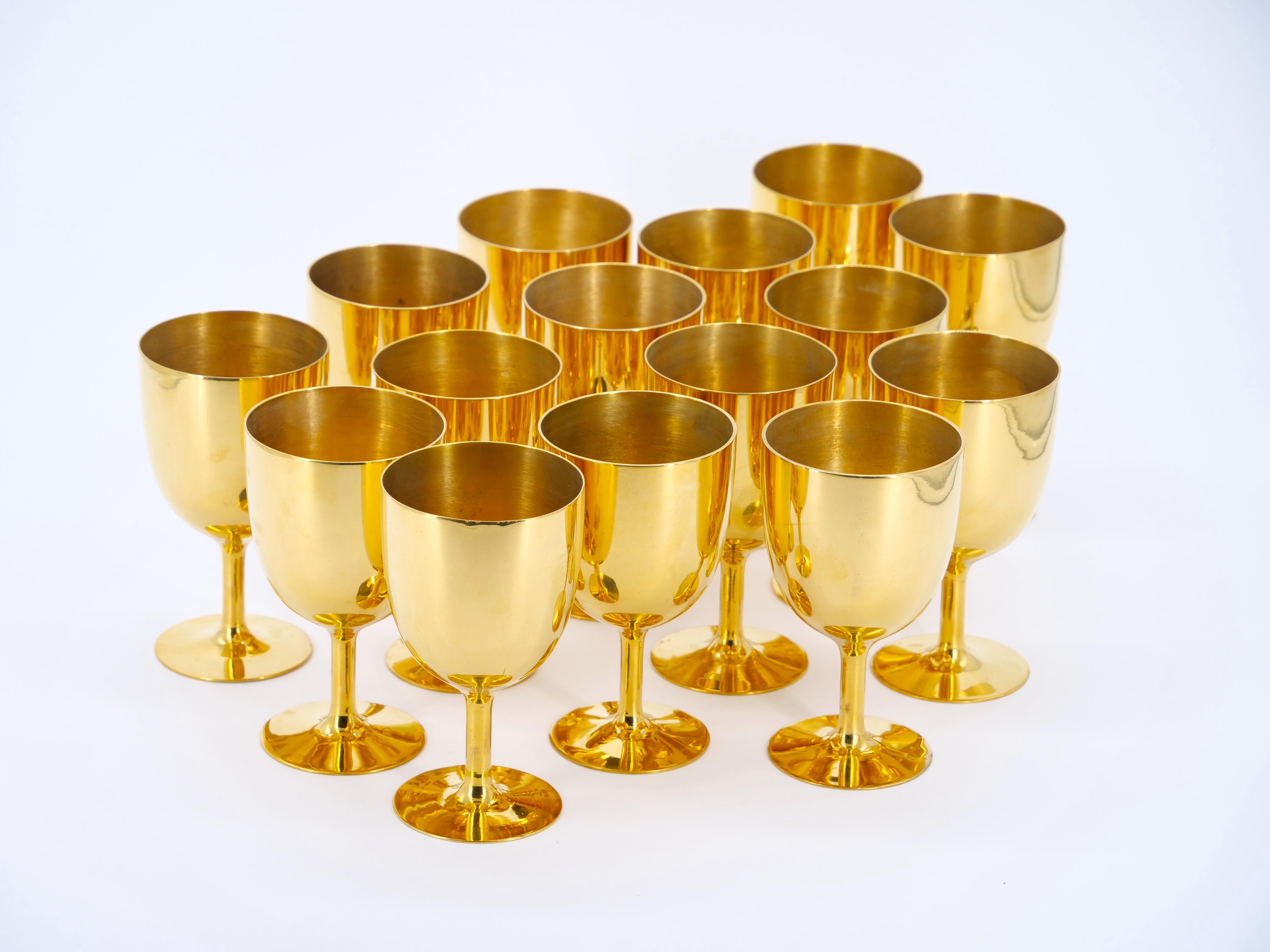 English Sheffield Gilt  Aperitif / Liquor Goblets Service / 15 People For Sale 3