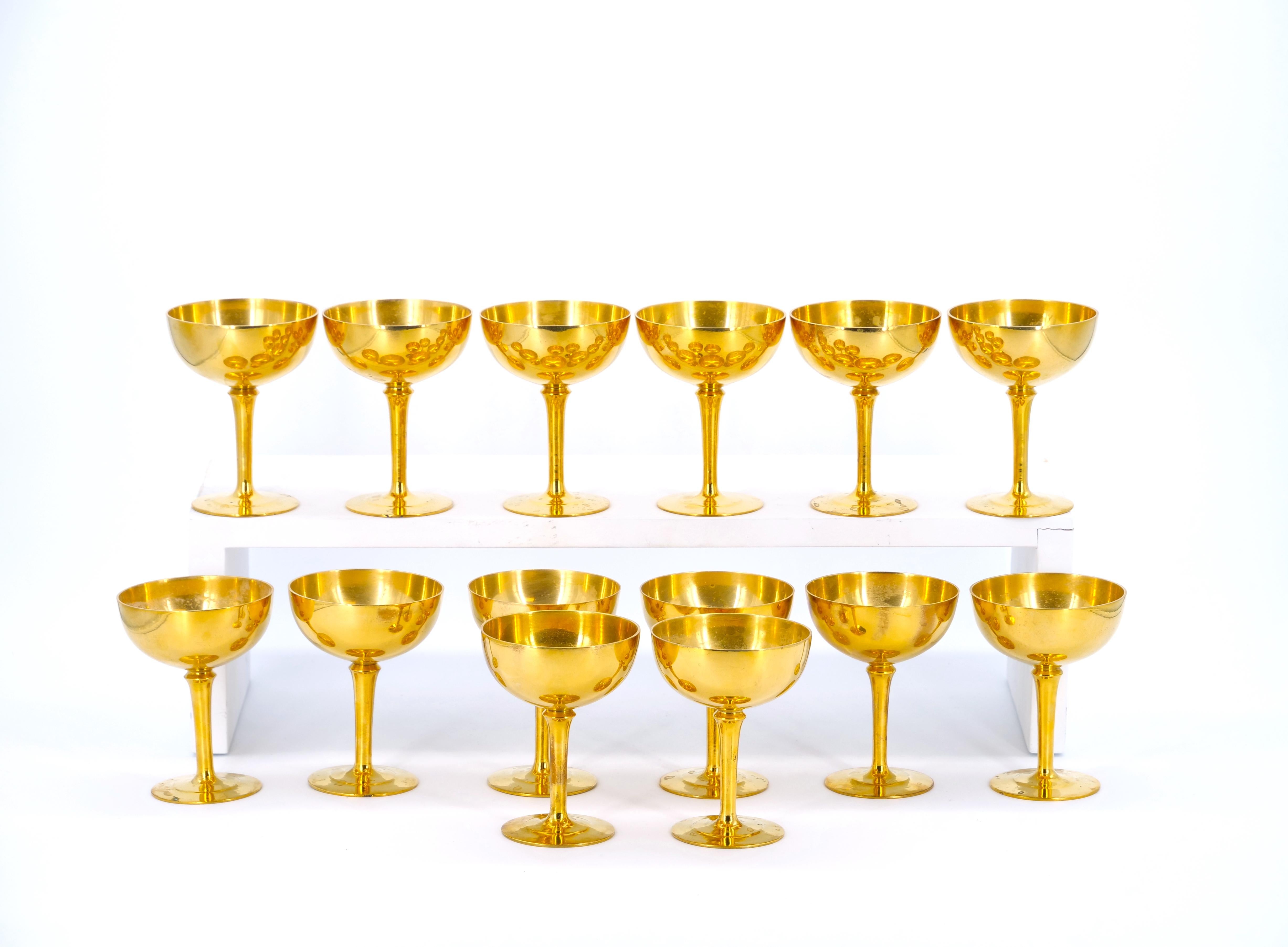 20th Century English Sheffield Gilt Champagne coupe / Wine Goblets Service / 14 People For Sale