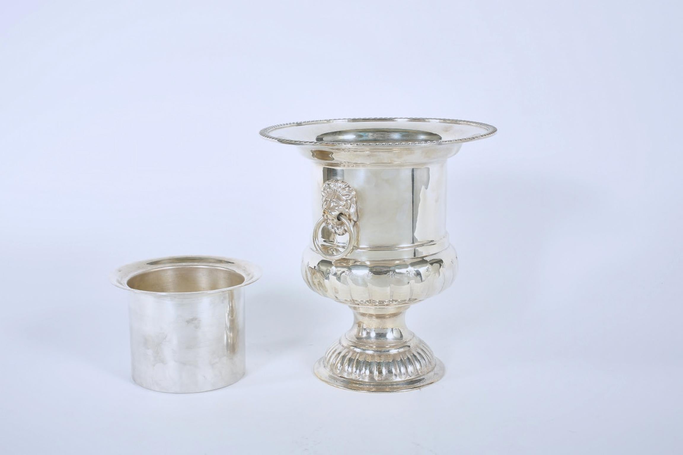 Enfriador de Vino Inglés Sheffield Plated Barware en venta 1