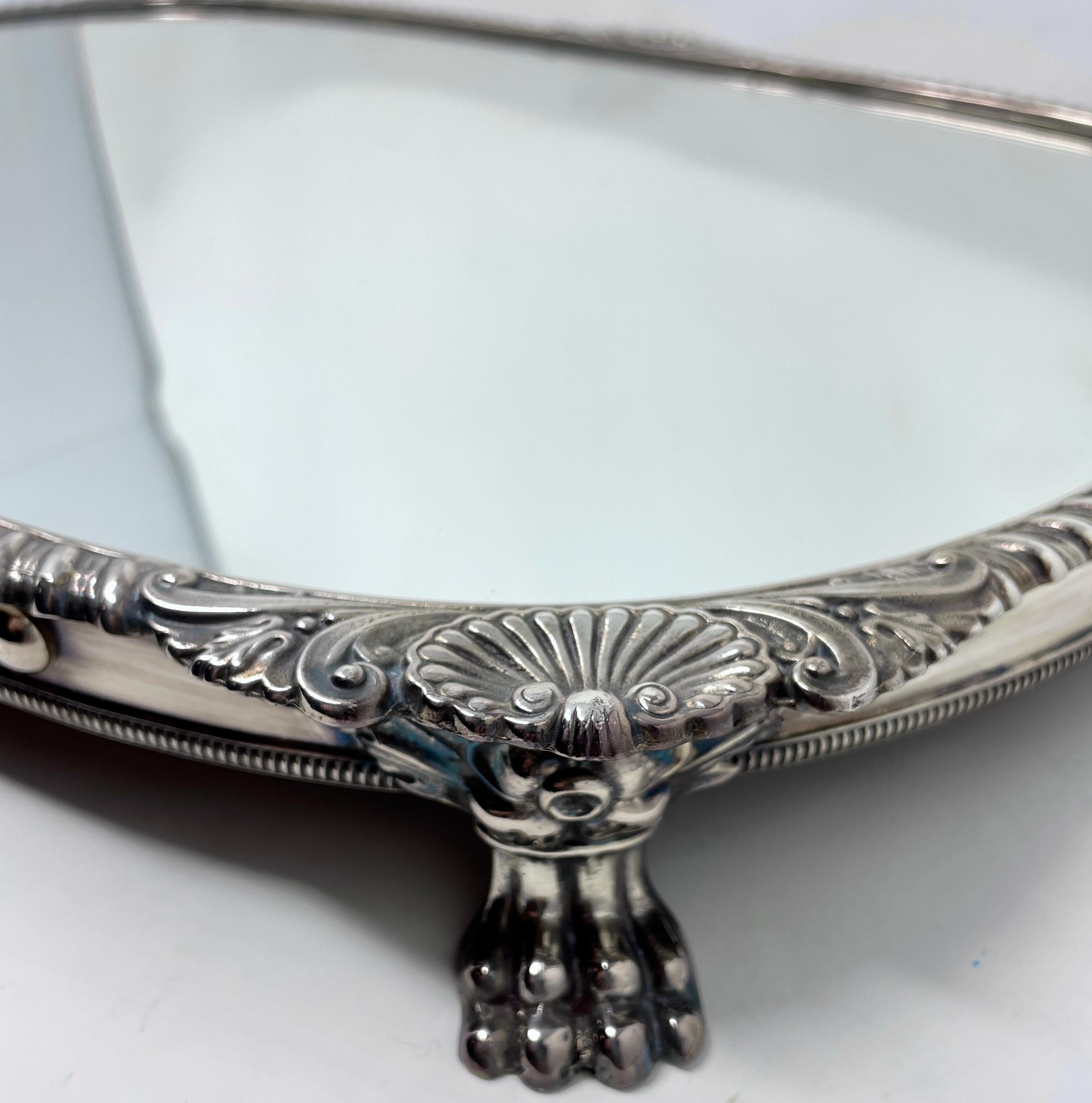 English Sheffield Silver-Plated Footed Mirror Plateau For Sale 1