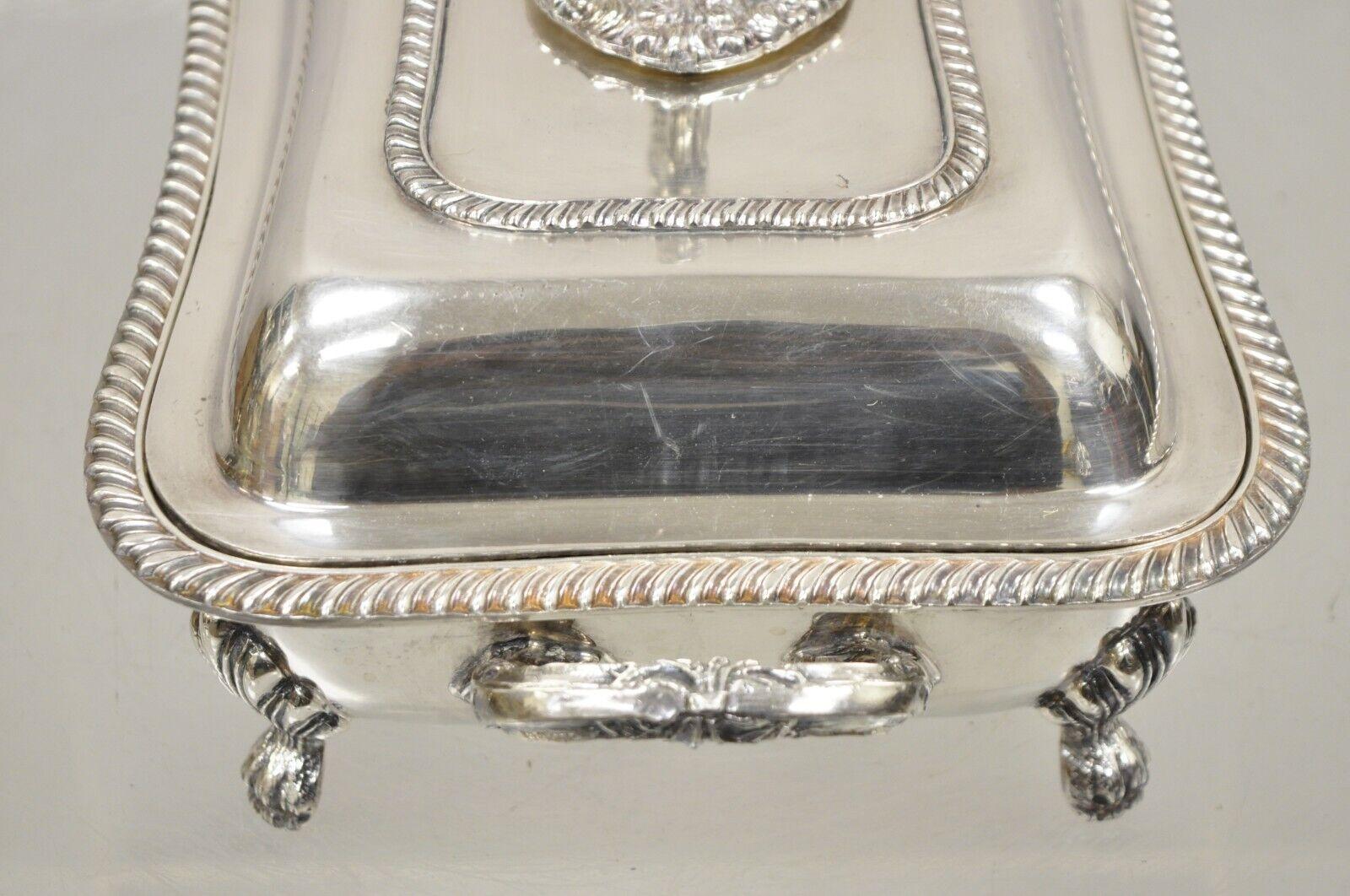 English Sheffield Victorian Silver Plated Lidded Food Warmer Serving Platter For Sale 4