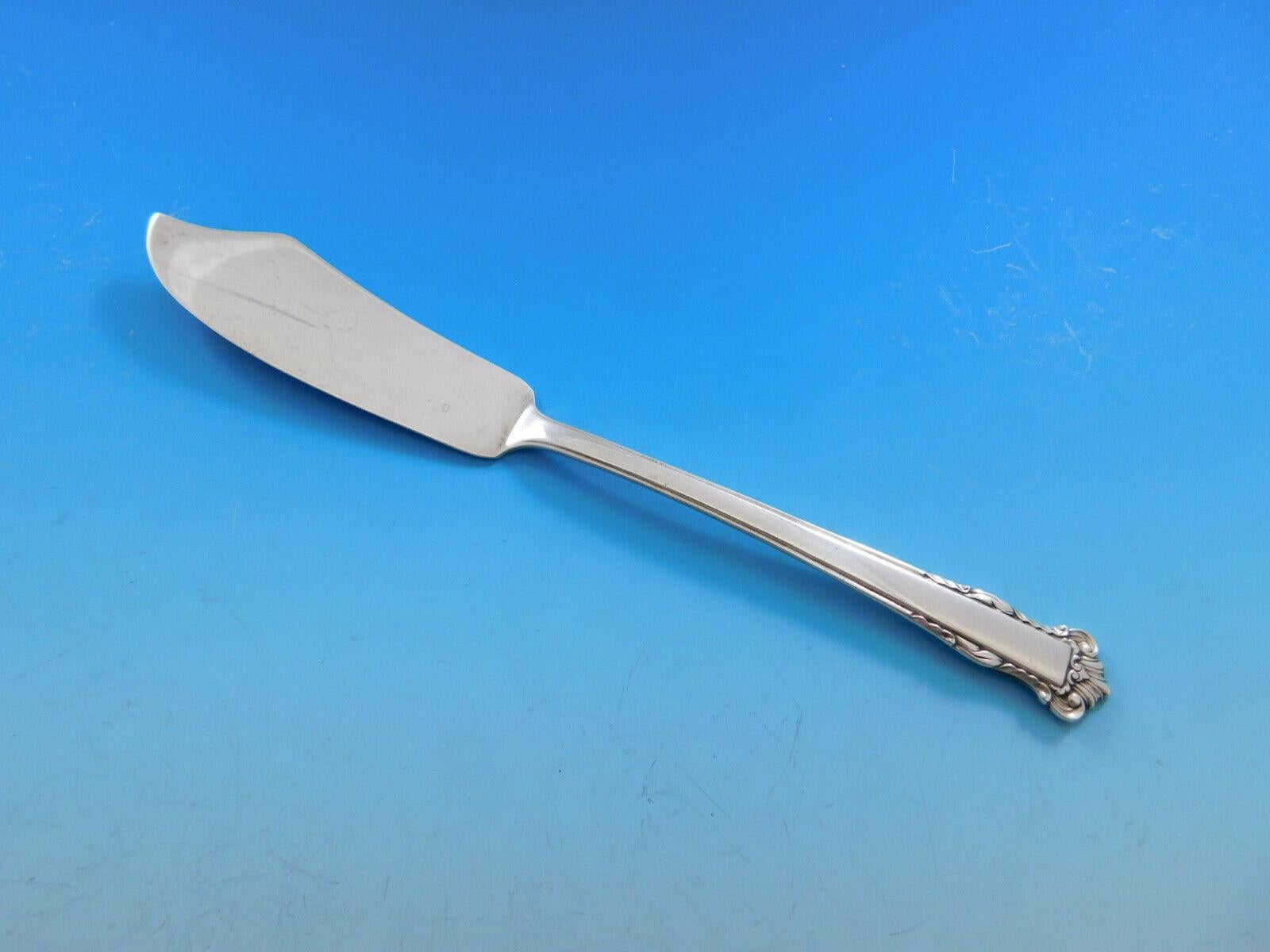 Ensemble de couverts en argent sterling pour 12 personnes, 63 pièces, English Shell par Lunt en vente 1