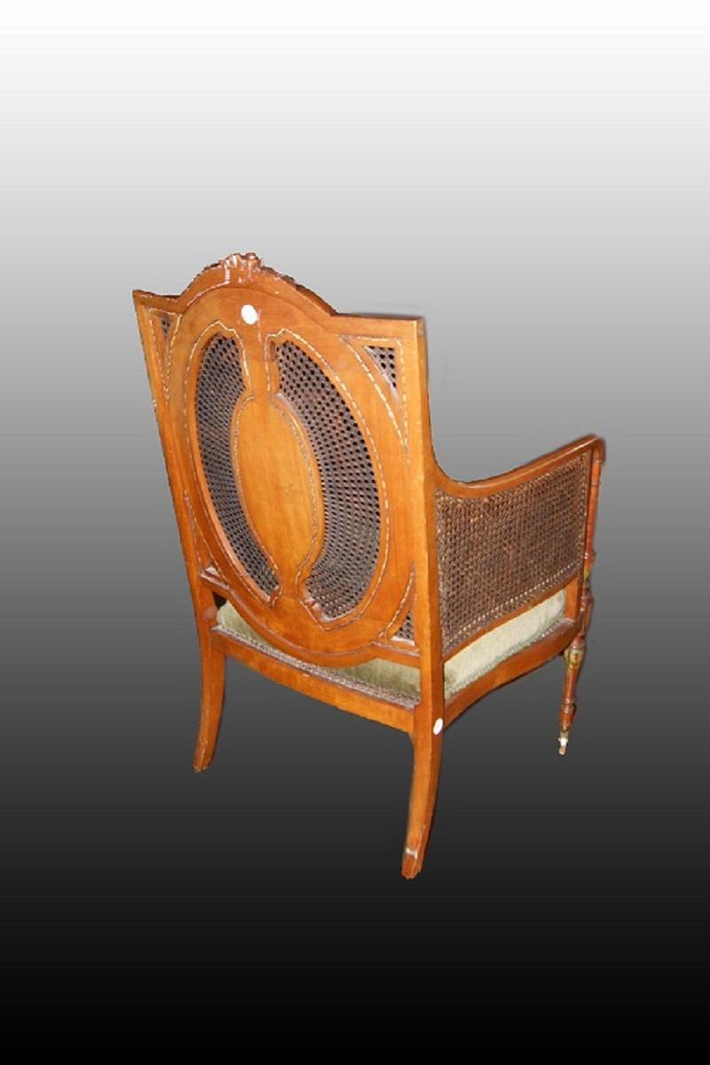 English Sheraton Armchair from the Early 1800s, Made of Mahogany Wood For Sale 4