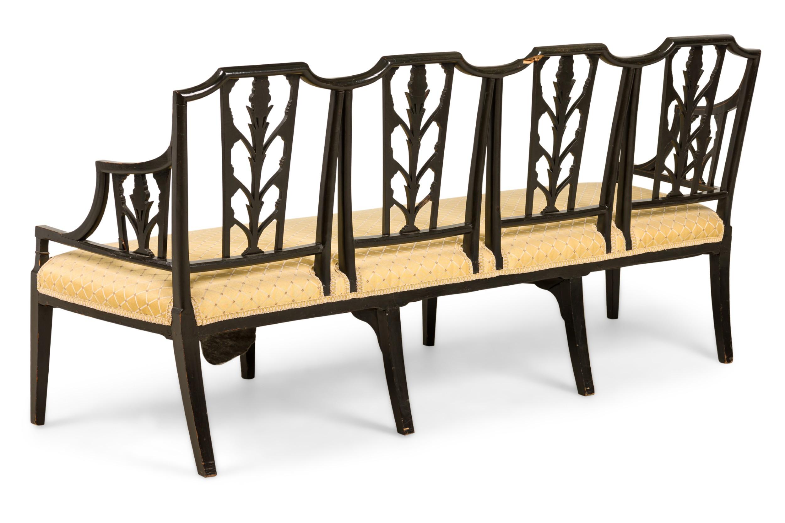 Sculpté Causeuse English Sheraton laquée noire en vente