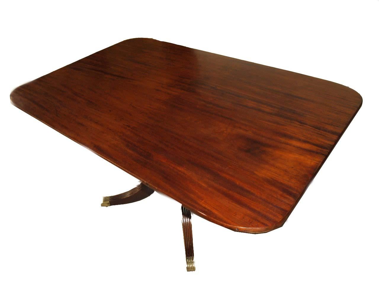 Turned English Sheraton Breakfast Table For Sale