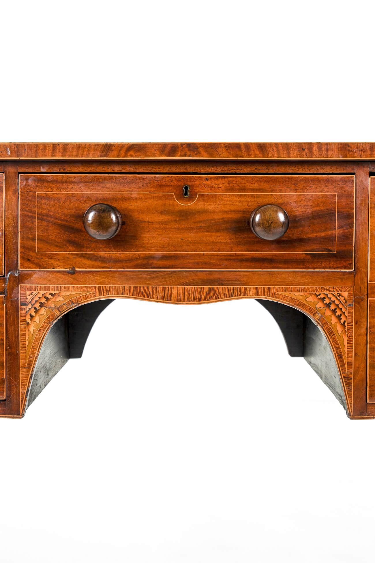 English Sheraton Revival Bow front Serving Table For Sale 3