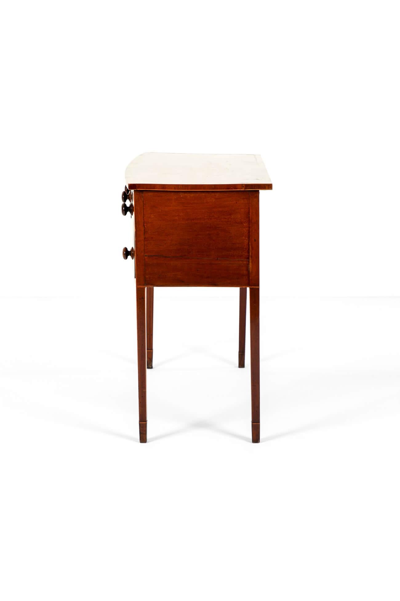 English Sheraton Revival Bow front Serving Table In Good Condition For Sale In Faversham, GB