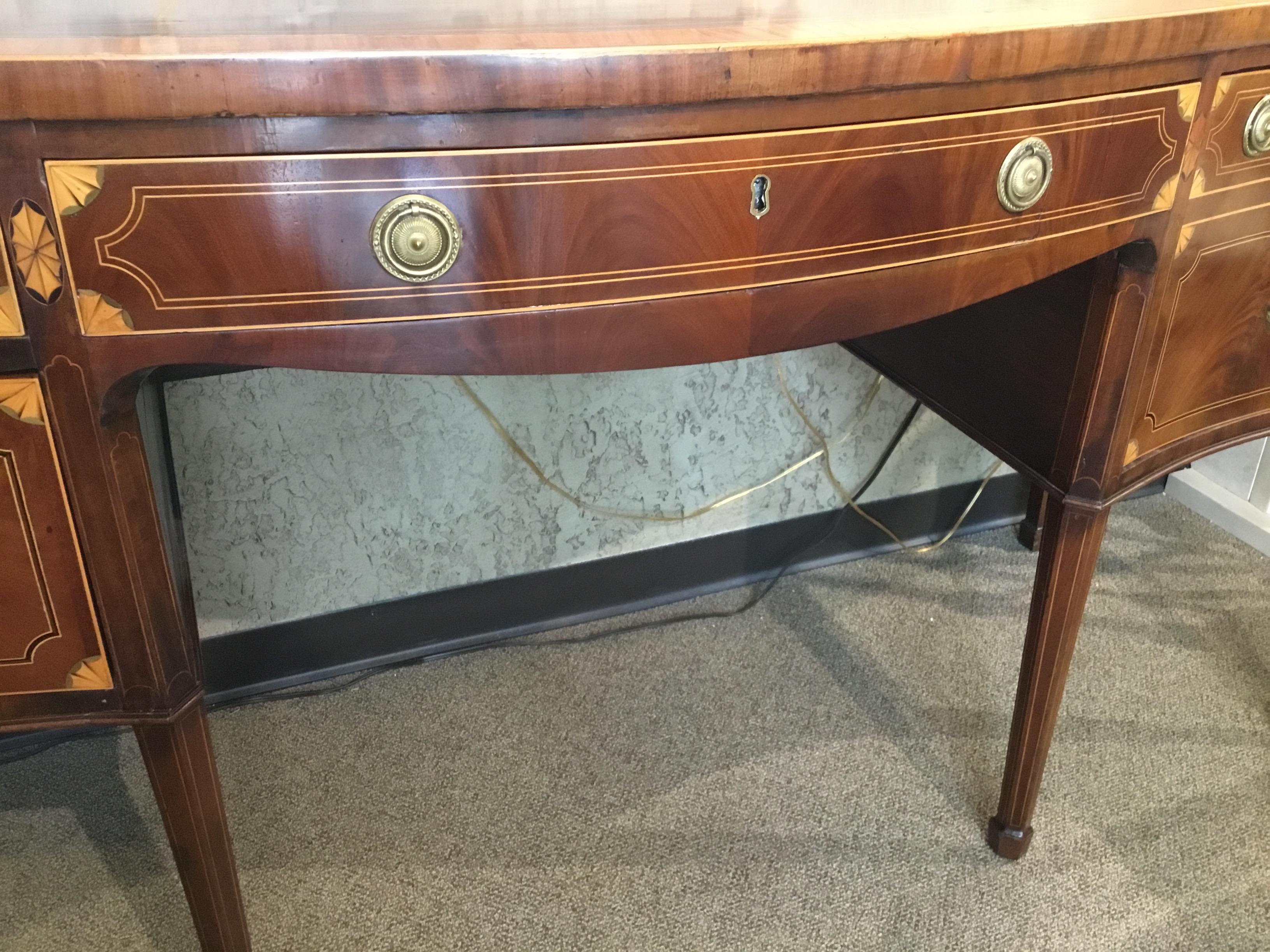 English Sheraton-Style Buffet/Sideboard Flame Mahogany with Satinwood and Ebony In Good Condition For Sale In Houston, TX