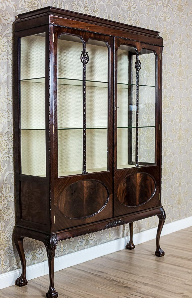 Polished English Showcase from the 19th Century