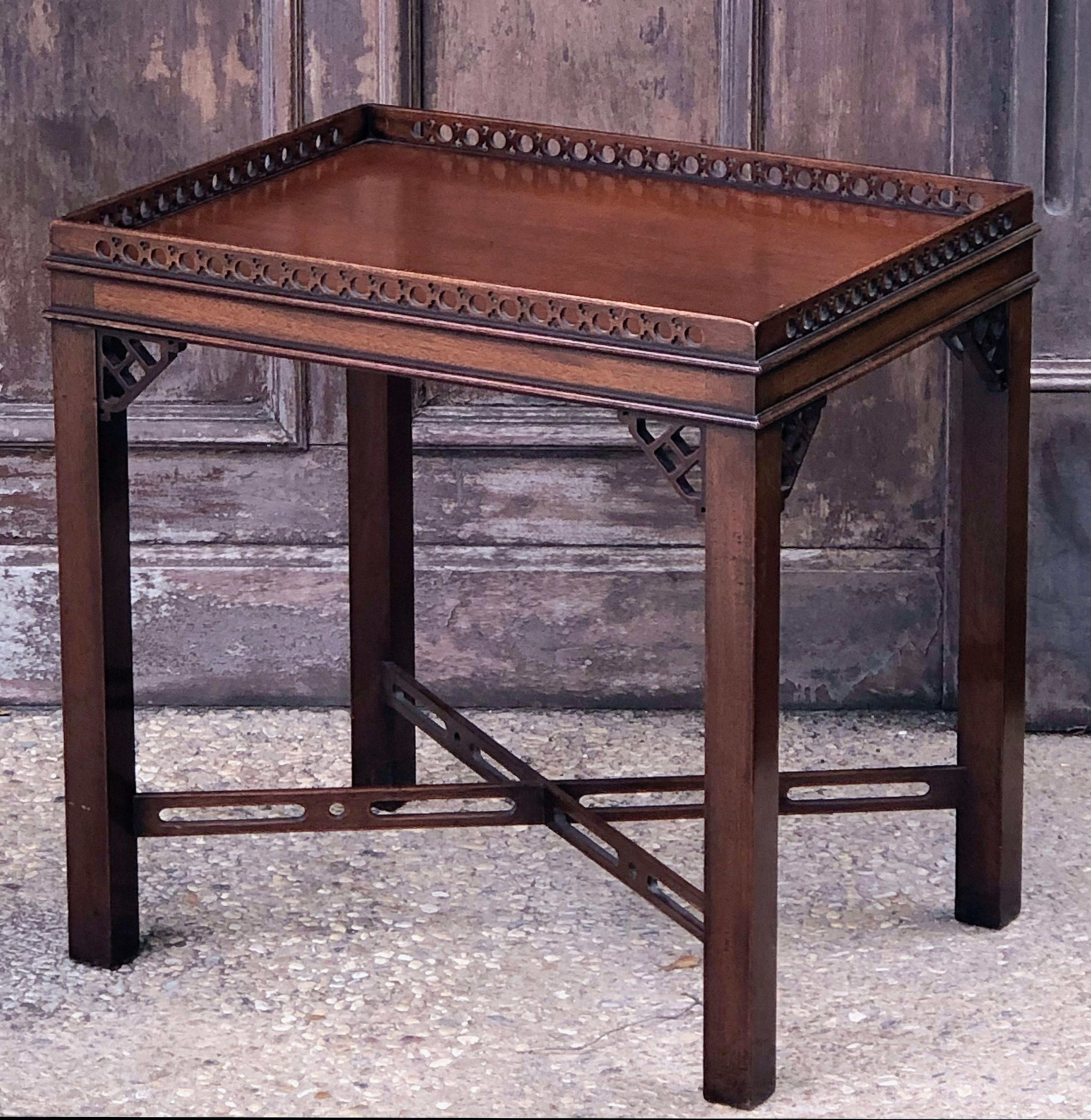 English Side or End Table of Mahogany in the Chippendale Style In Good Condition In Austin, TX