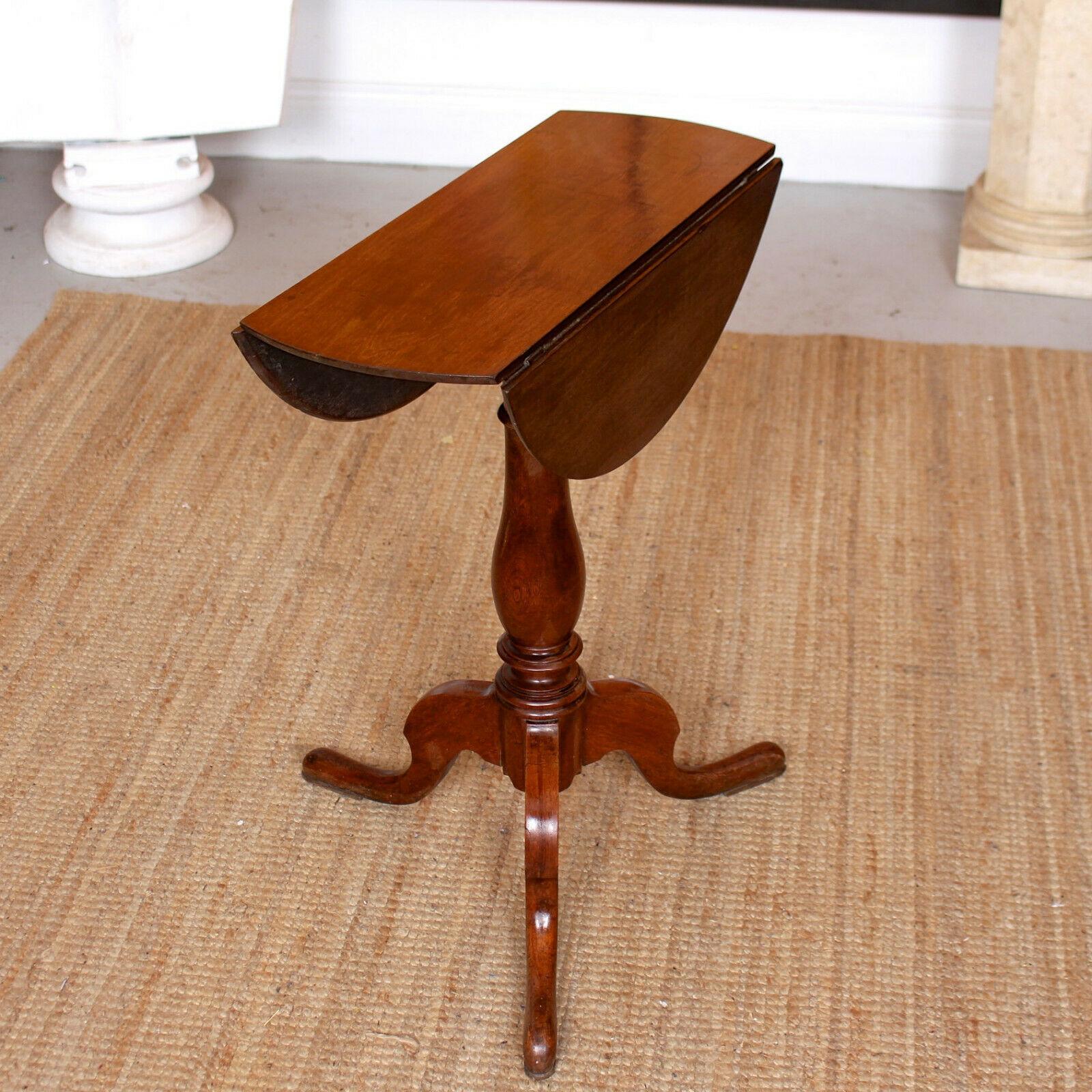 English Side Table Drop-Leaf Tripod 19th Century Mahogany Victorian Side Table For Sale 1