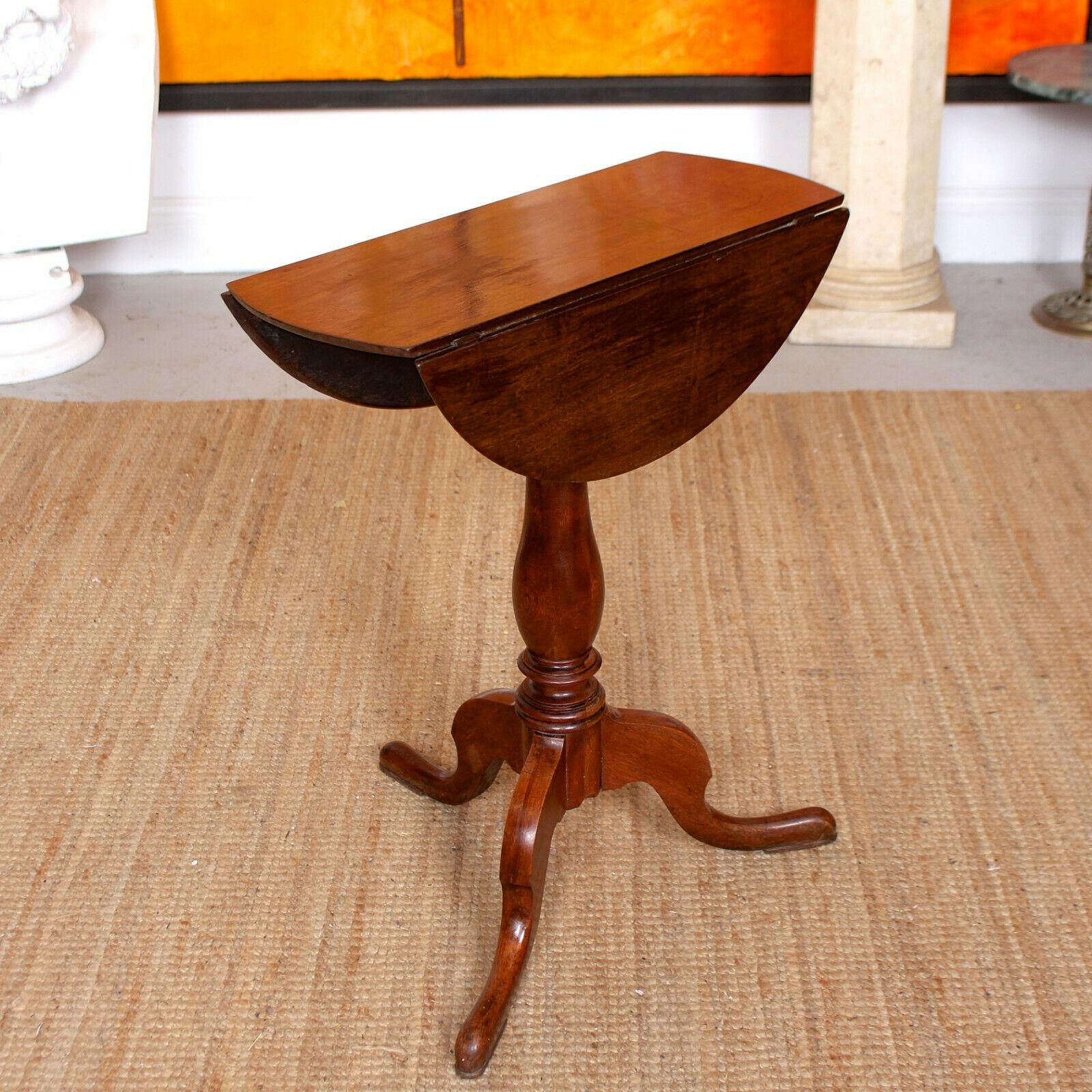 English Side Table Drop-Leaf Tripod 19th Century Mahogany Victorian Side Table For Sale 3