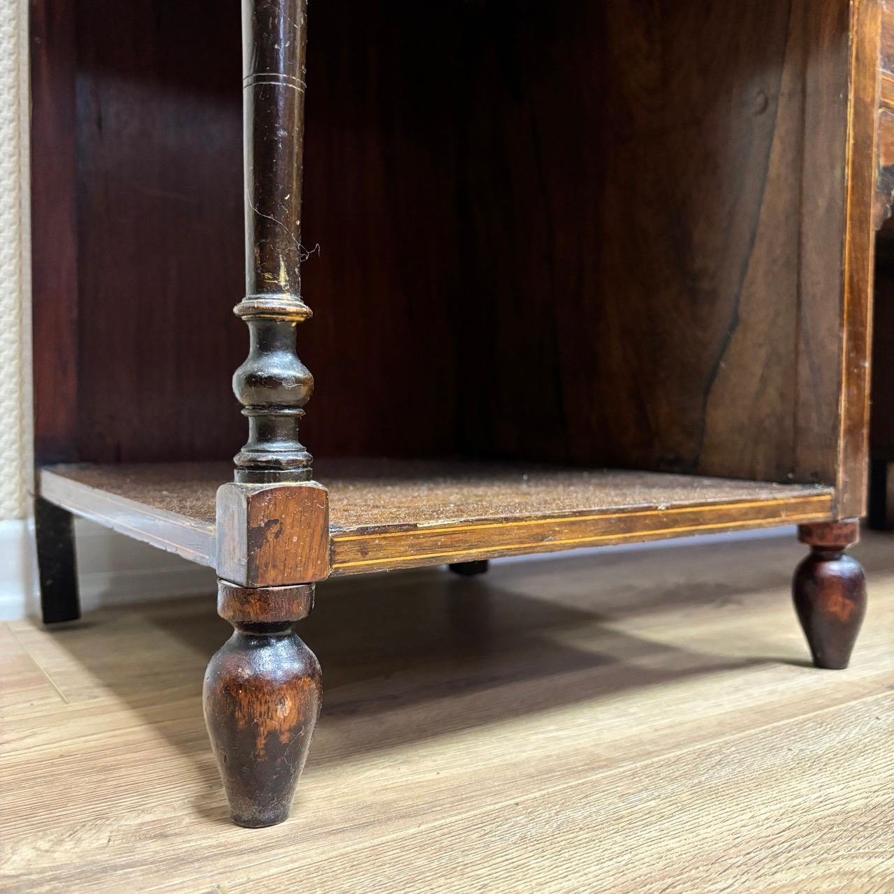Édouardien Enfilade anglais vers 1900  palissandre avec incrustations de buis