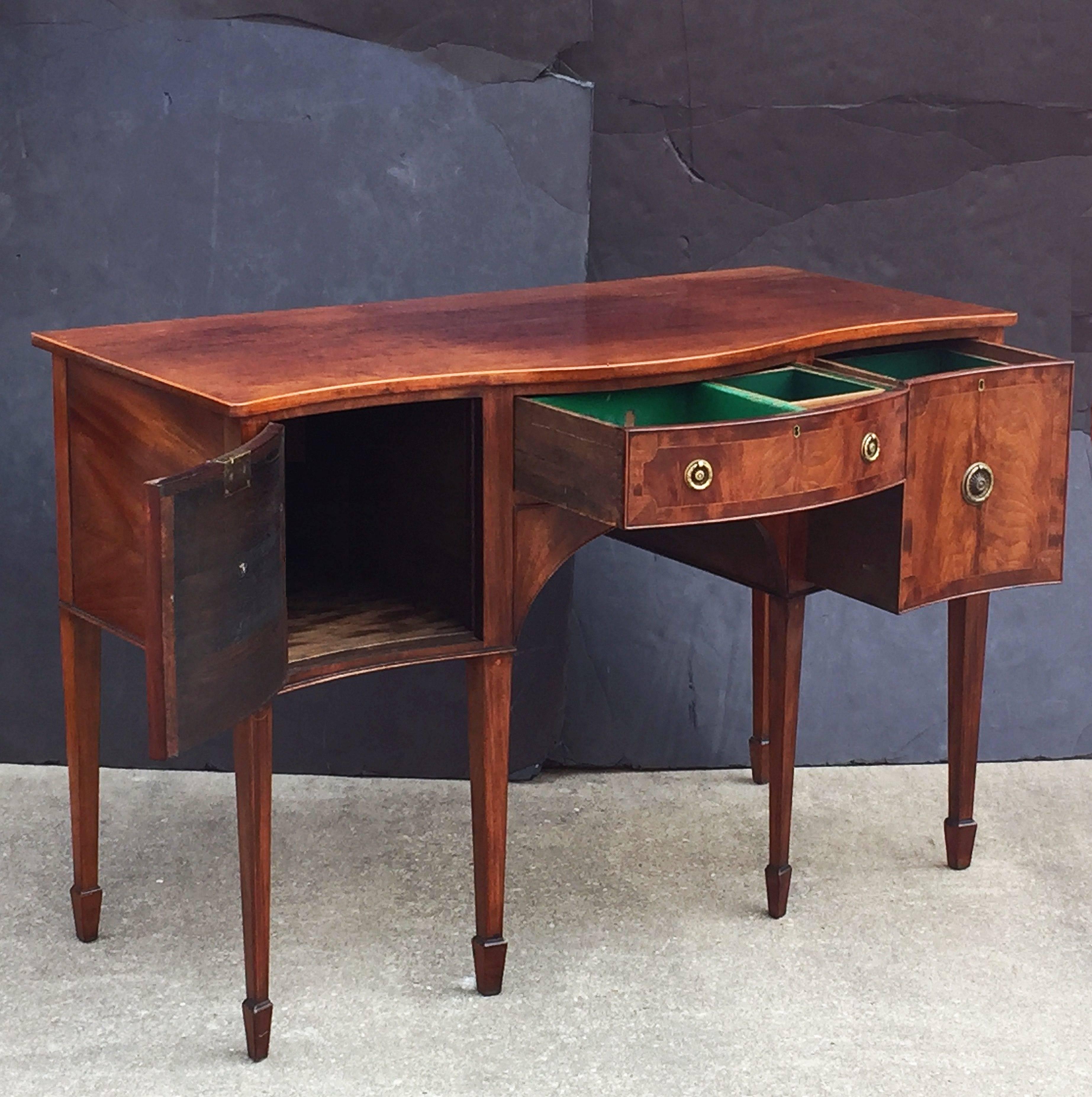 19th Century English Sideboard Console of Inlaid Flame Mahogany in the Sheraton Style