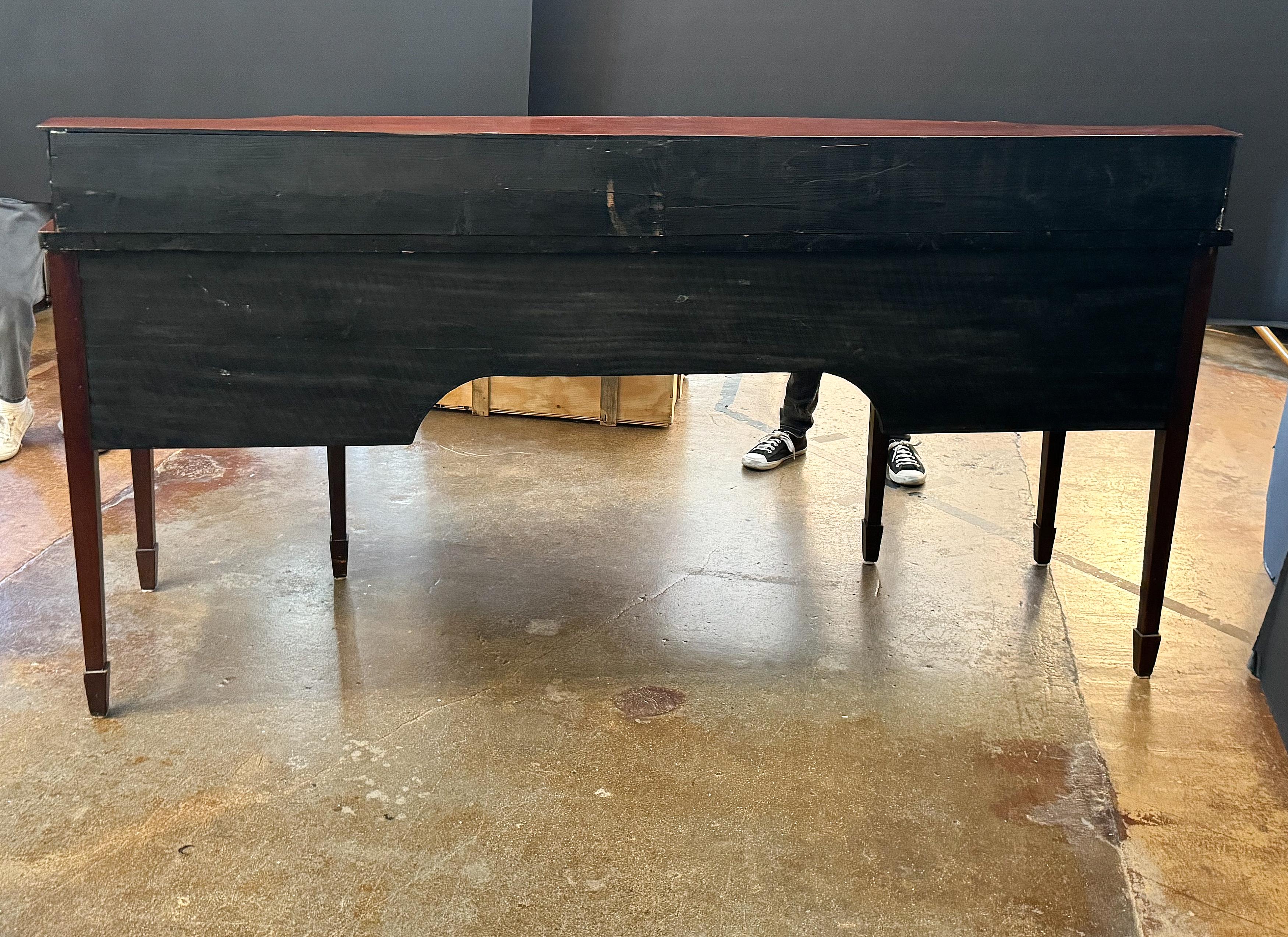 English Sideboard Console Server of Inlaid Mahogany from the Georgian Era For Sale 4
