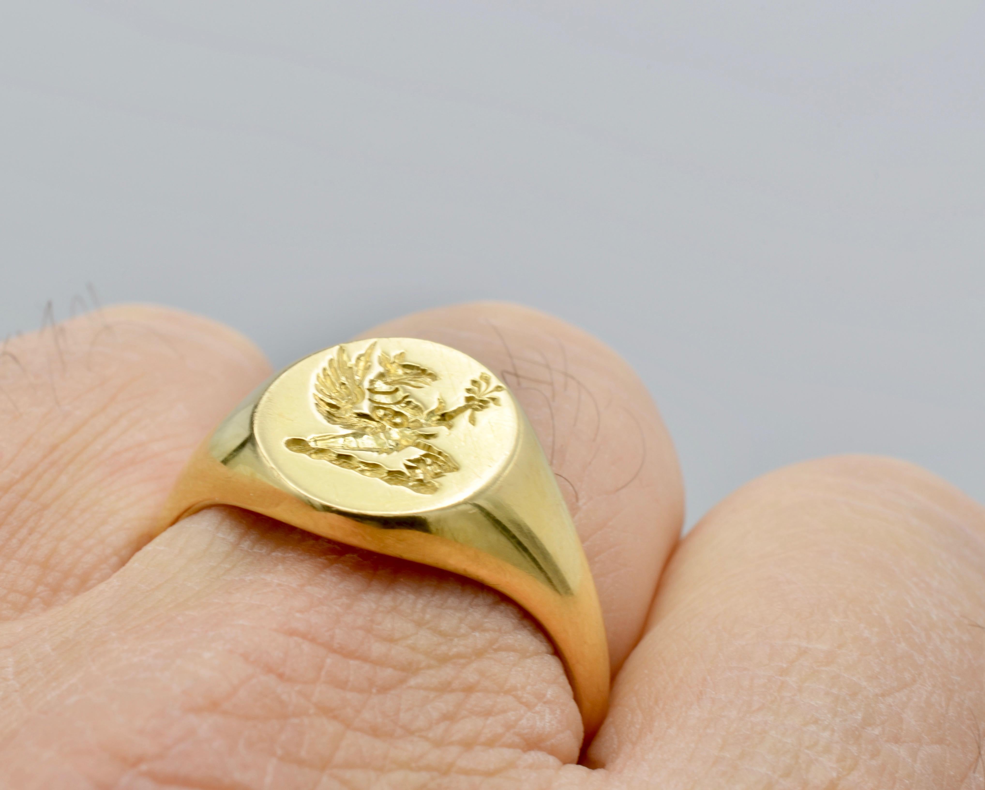14 of 18ct Gold Signet Ring met Seal Gegraveerde Familiekam in omgekeerde met wax impression Dames Gold Signet Ring Sieraden Ringen Zegelringen 9 