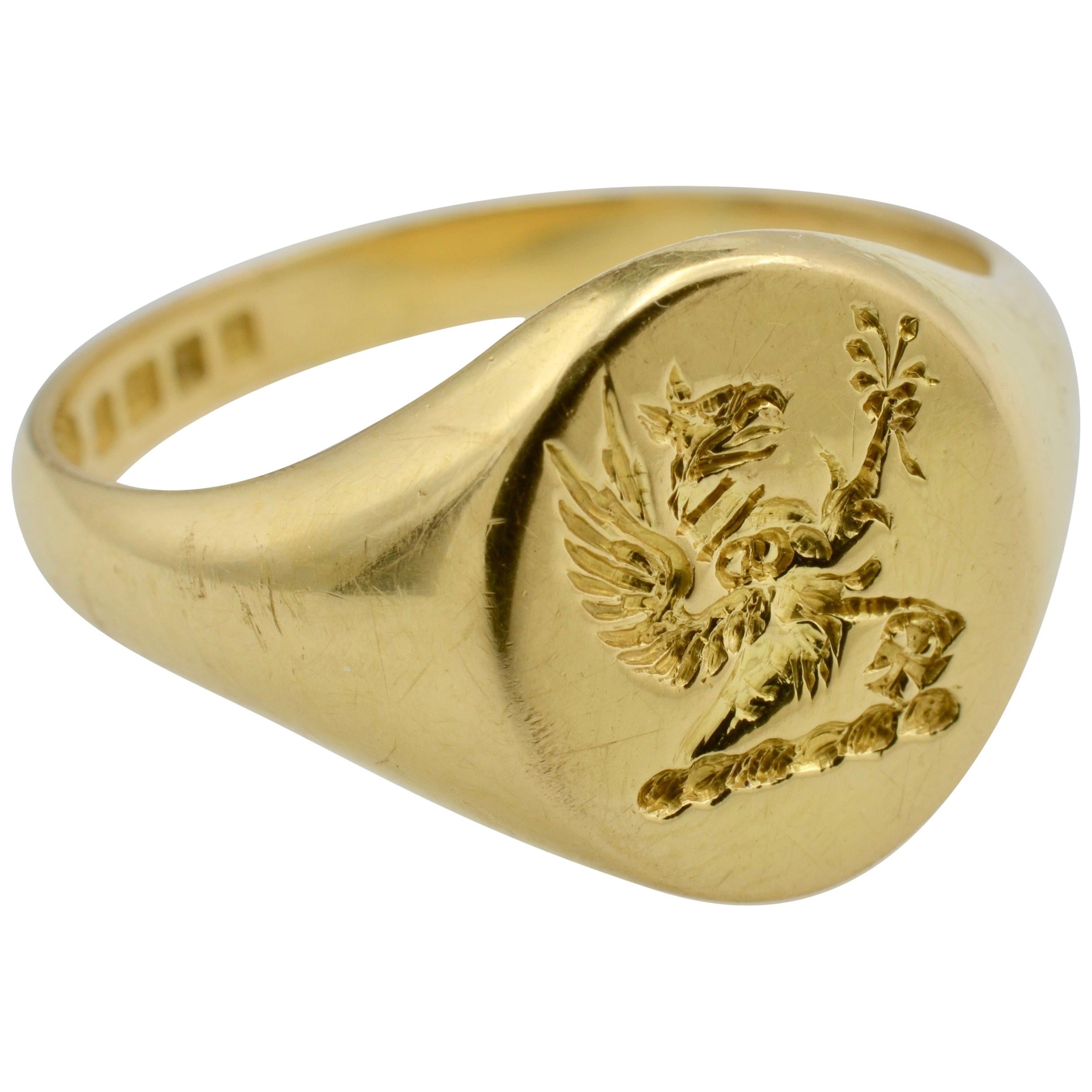 Bague sigillaire anglaise en or jaune 18 carats gravée et estampillée, Londres