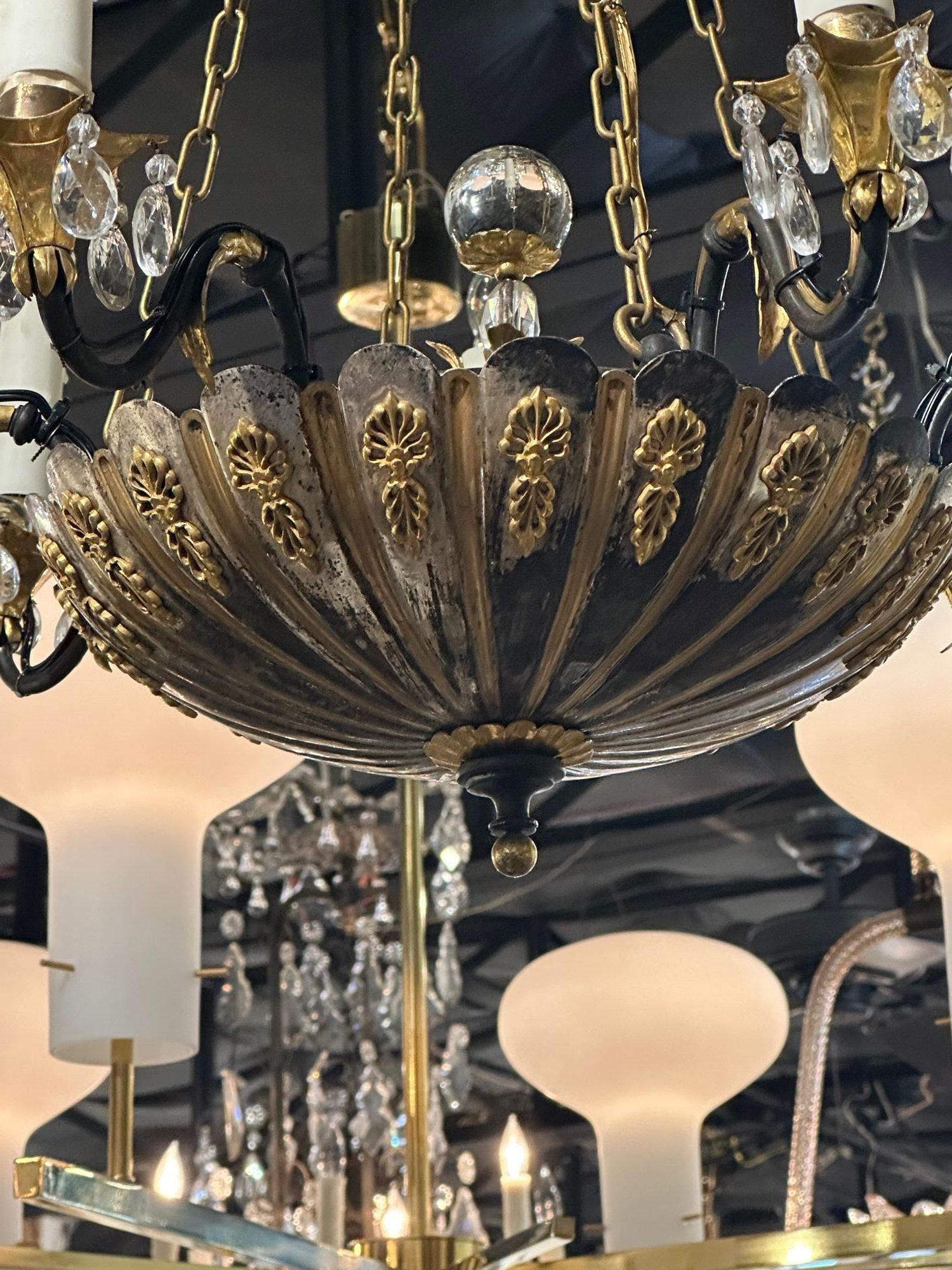 English Silver and Bronze Chandelier In Good Condition For Sale In Dallas, TX