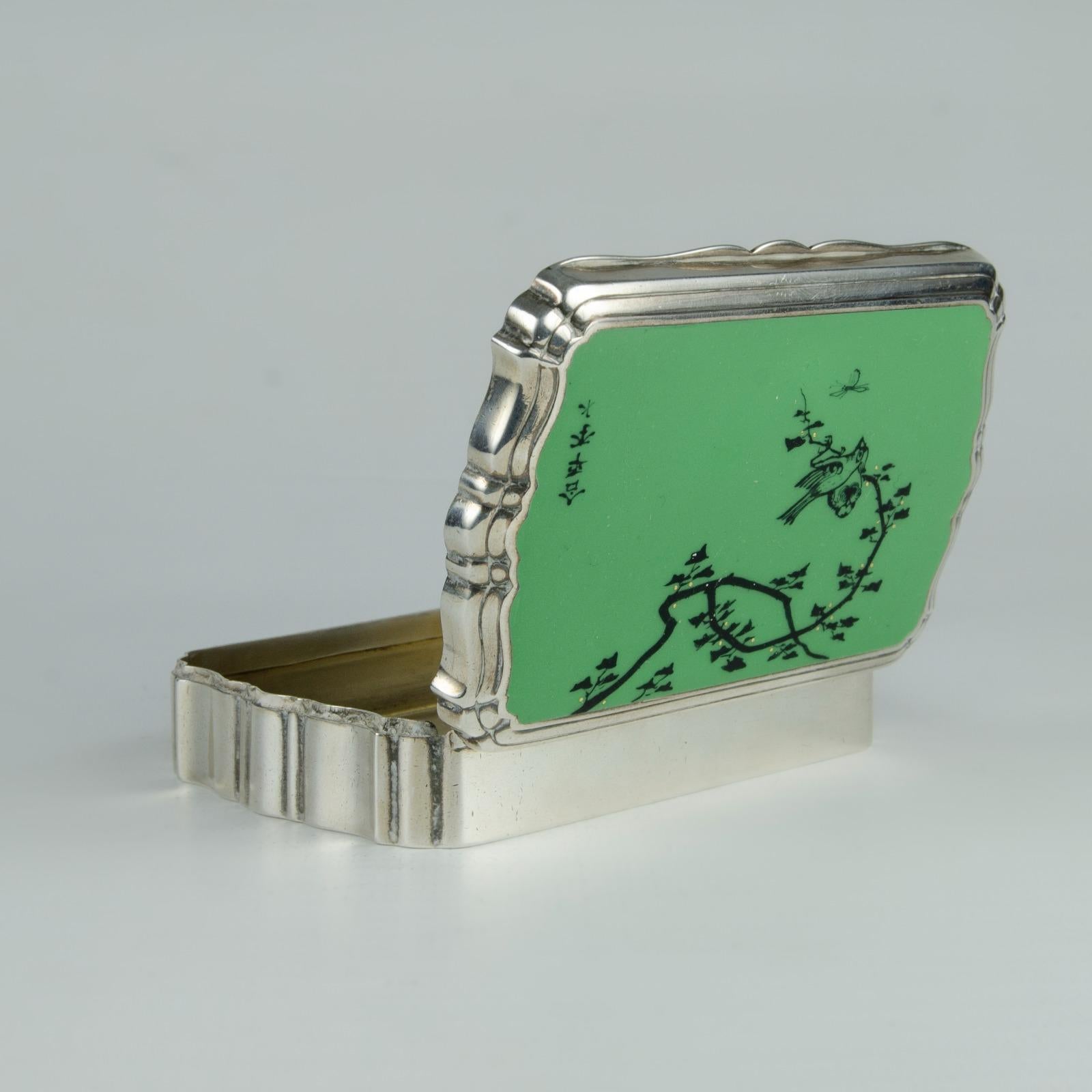 20th Century English silver  Art Deco tobacco box with oriental drawing signed by the artist For Sale