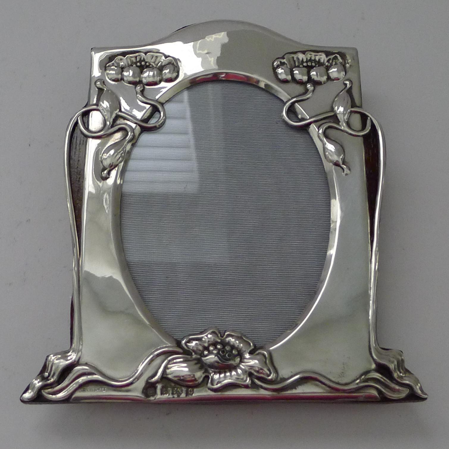 Sterling Silver English Silver Art Nouveau Picture Frame - 1902 For Sale