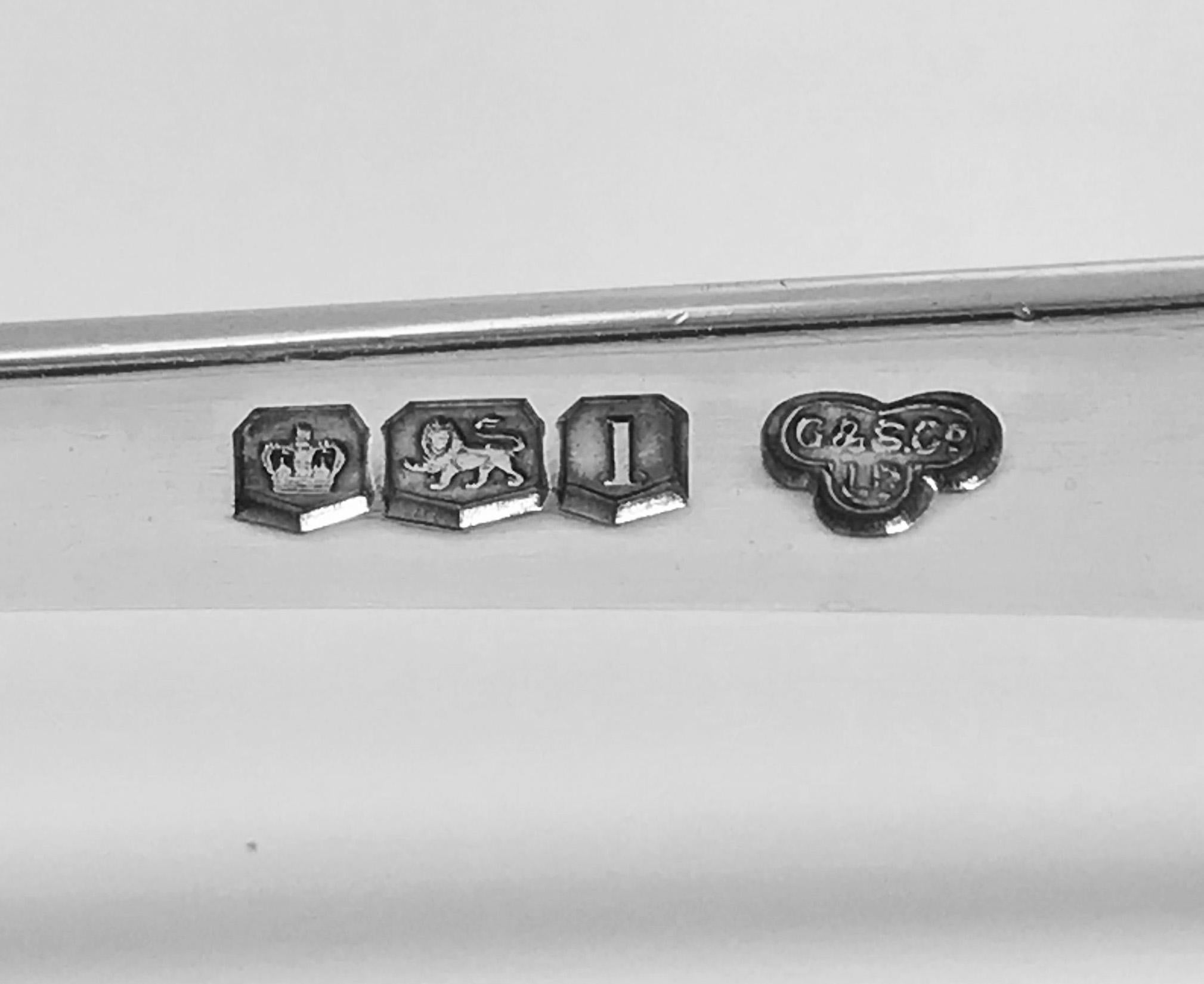 English Silver Asparagus Tongs Goldsmiths Silversmiths Co. 1928 In Good Condition In Toronto, Ontario